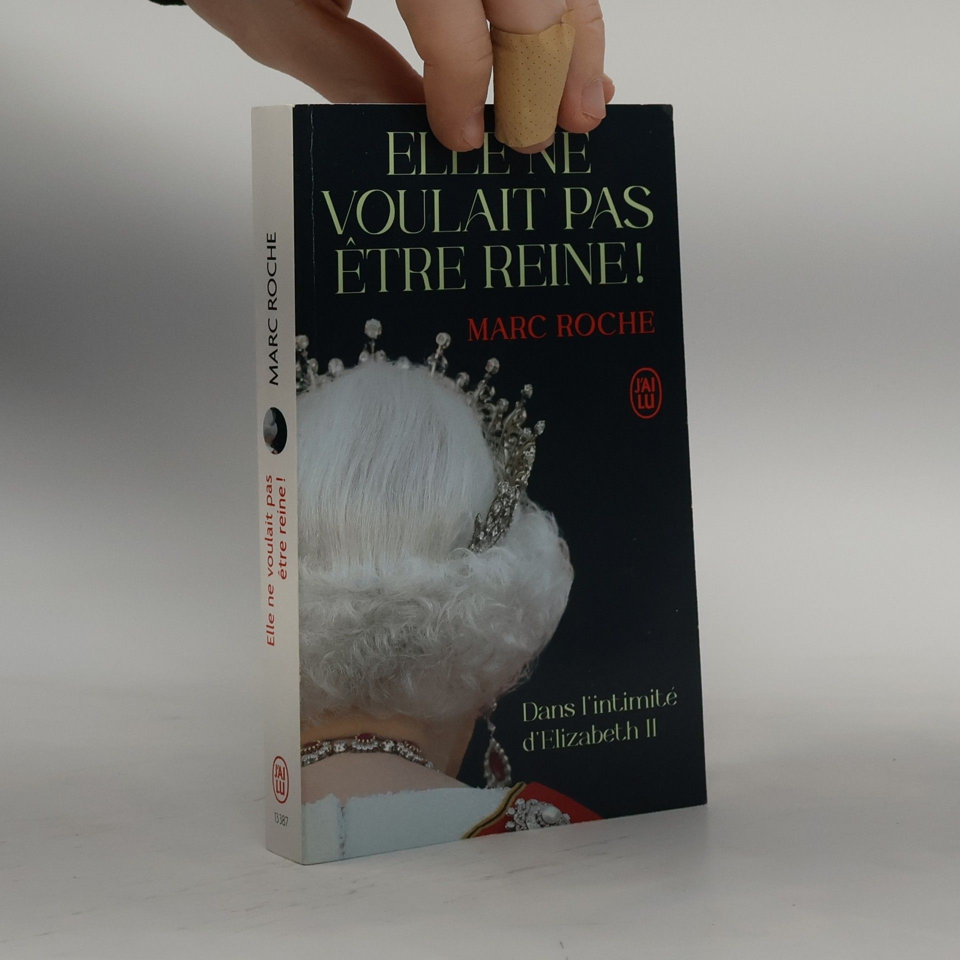 Marc Roche Elle ne voulait pas être reine !