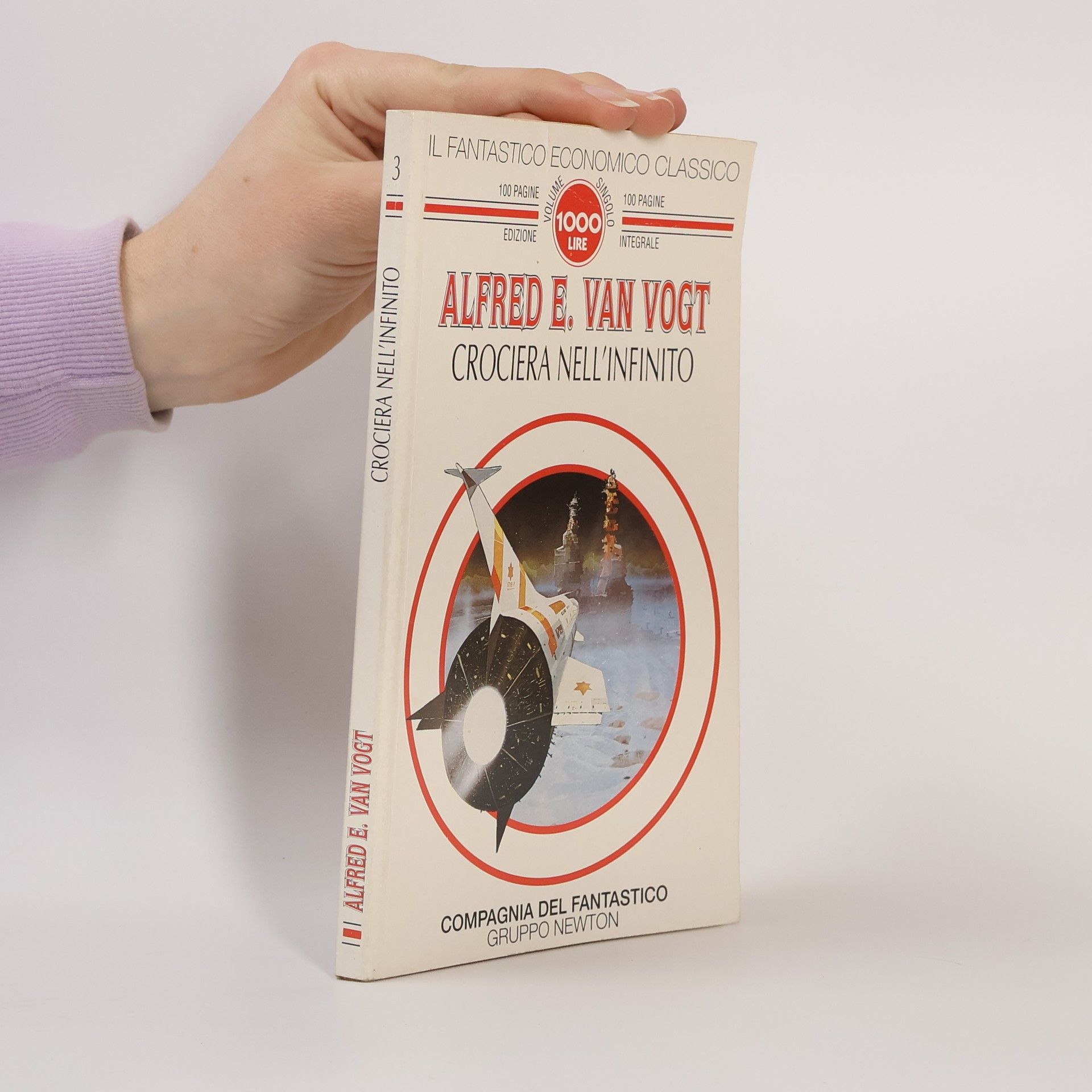 A. E. van Vogt Crociera nell'infinito