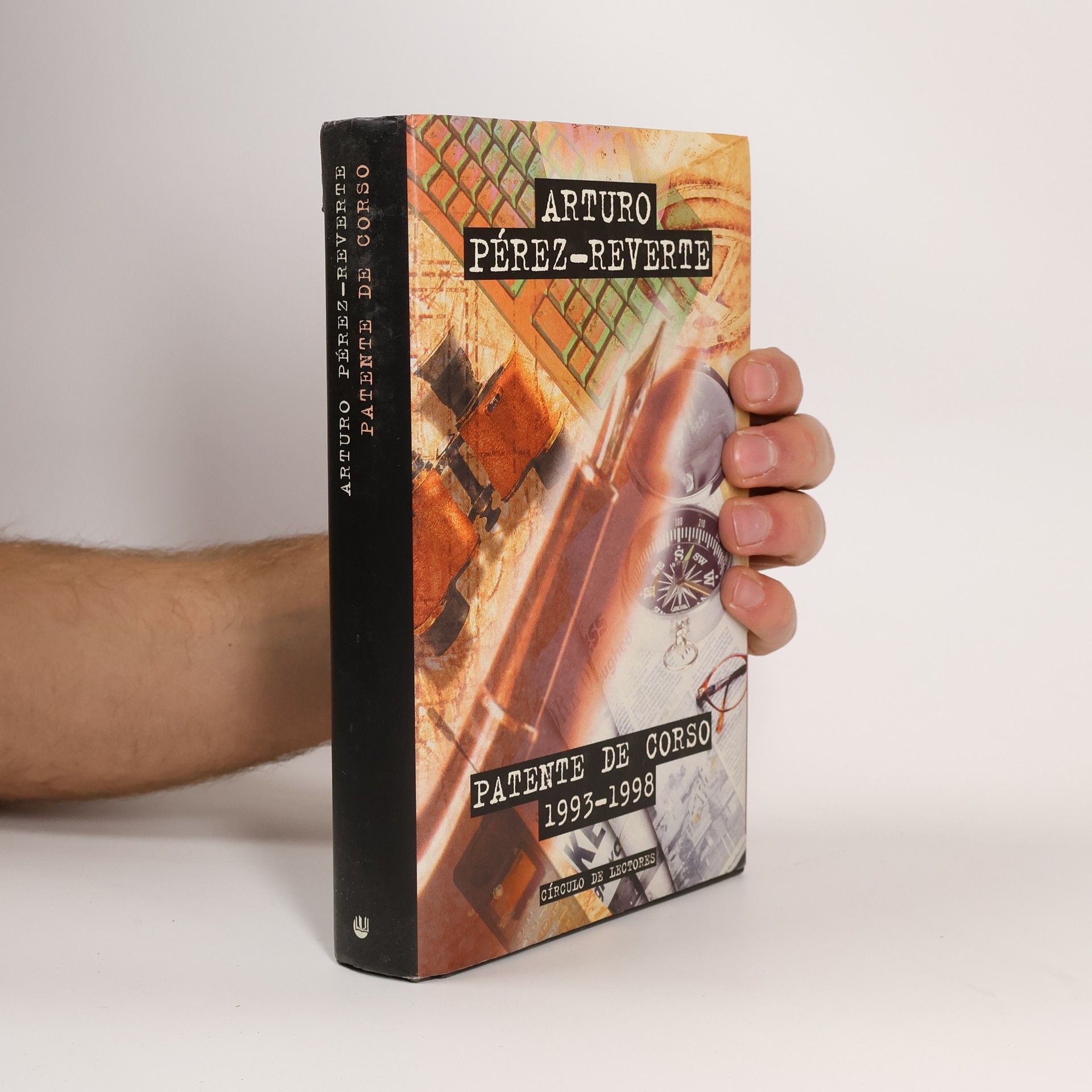 Arturo Pérez-Reverte Patente de corso