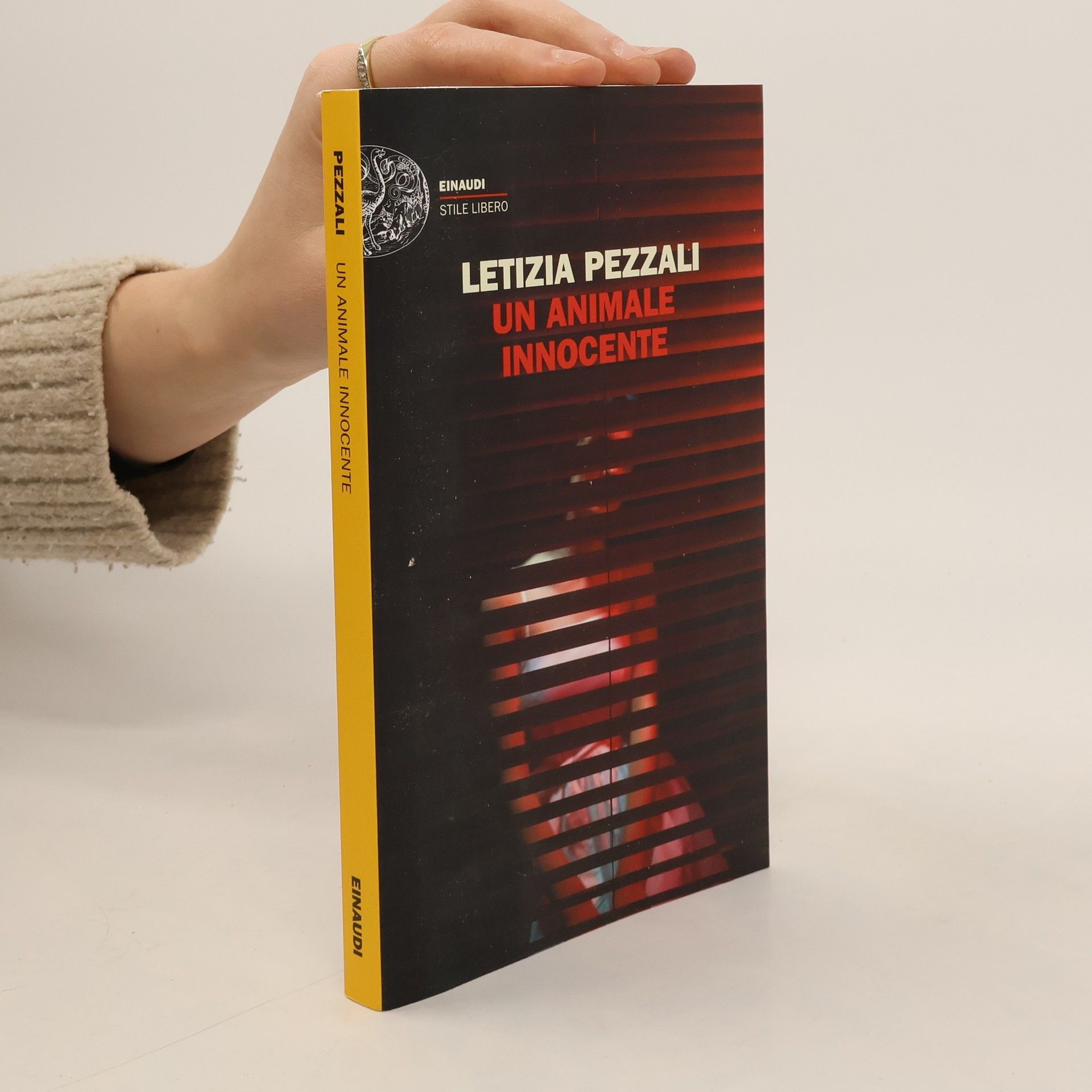 Letizia Pezzali Stile Libero: Un animale innocente