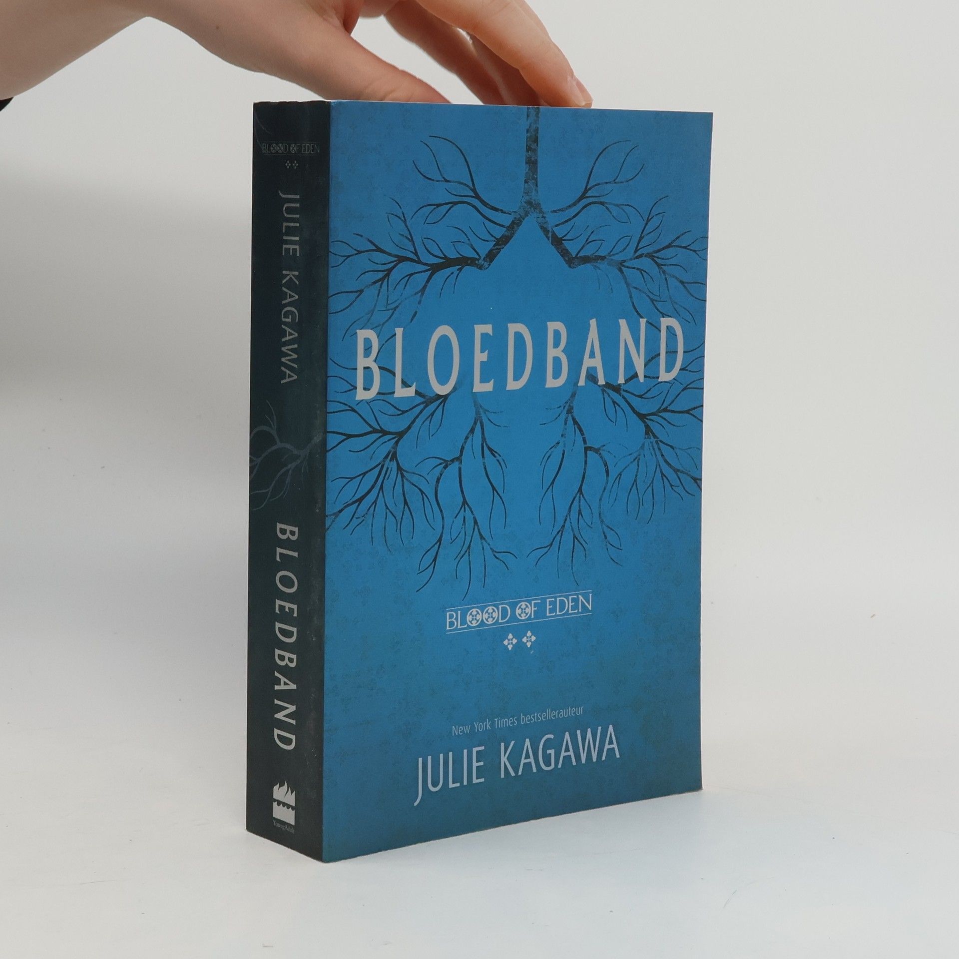 Julie Kagawa Blood of Eden - 2: Bloedband