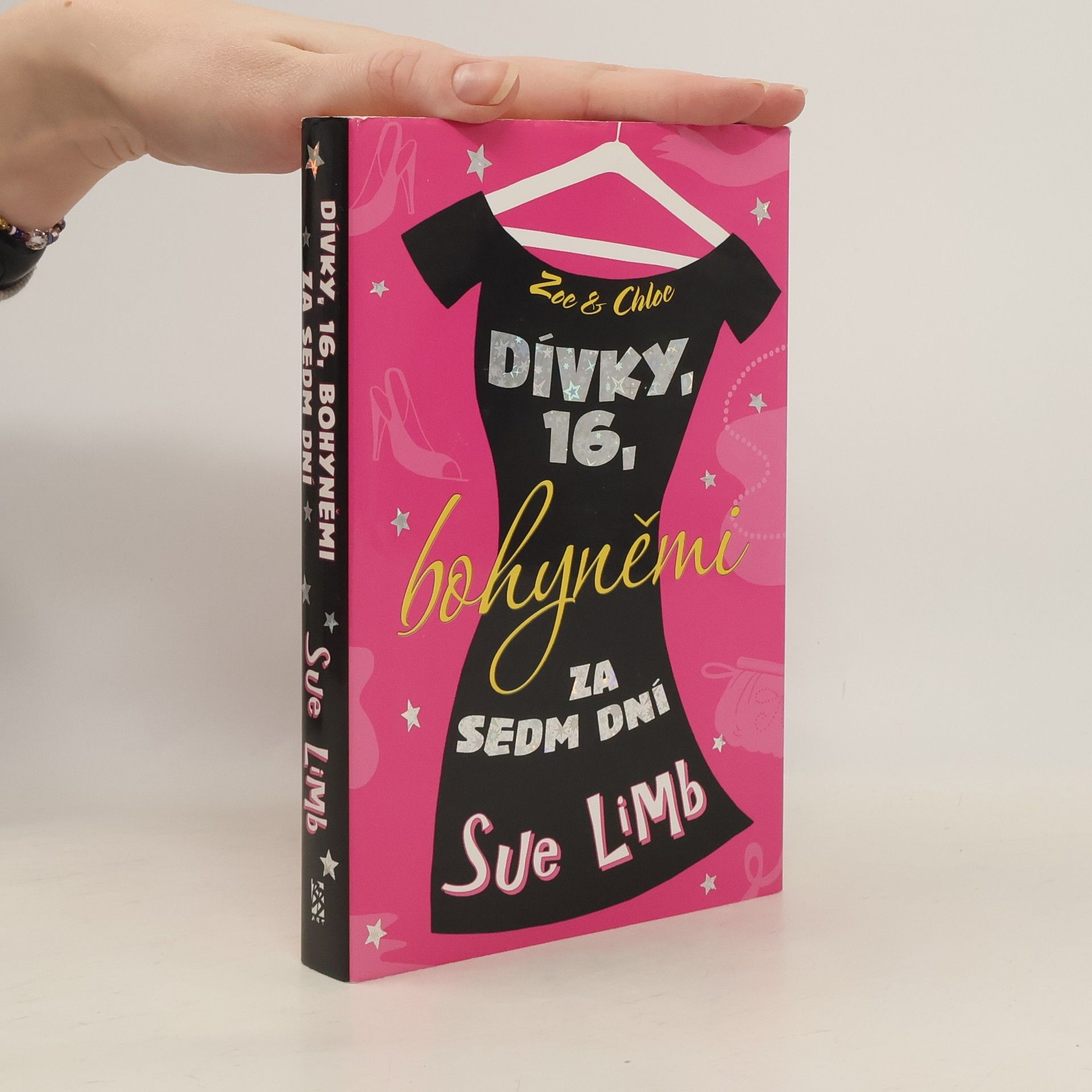 Dívky, 16, bohyněmi za sedm dní