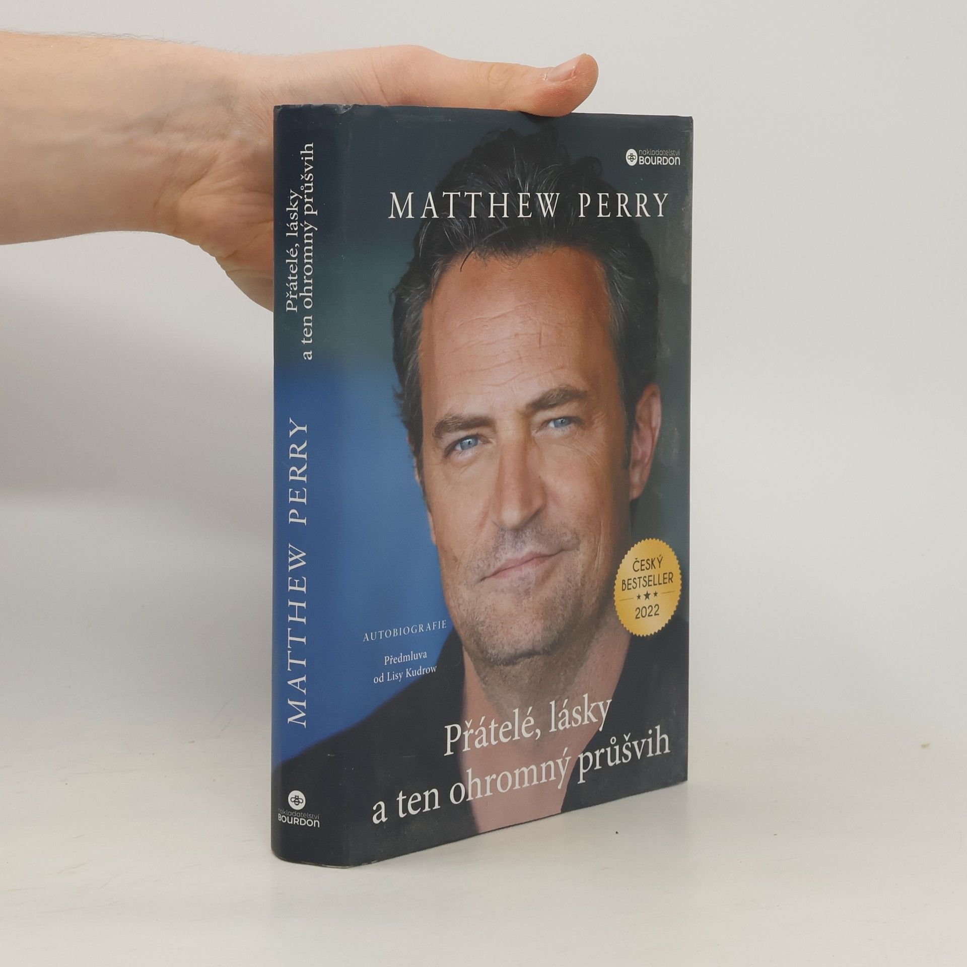 Matthew Perry Přátelé, lásky a ten ohromný průšvih