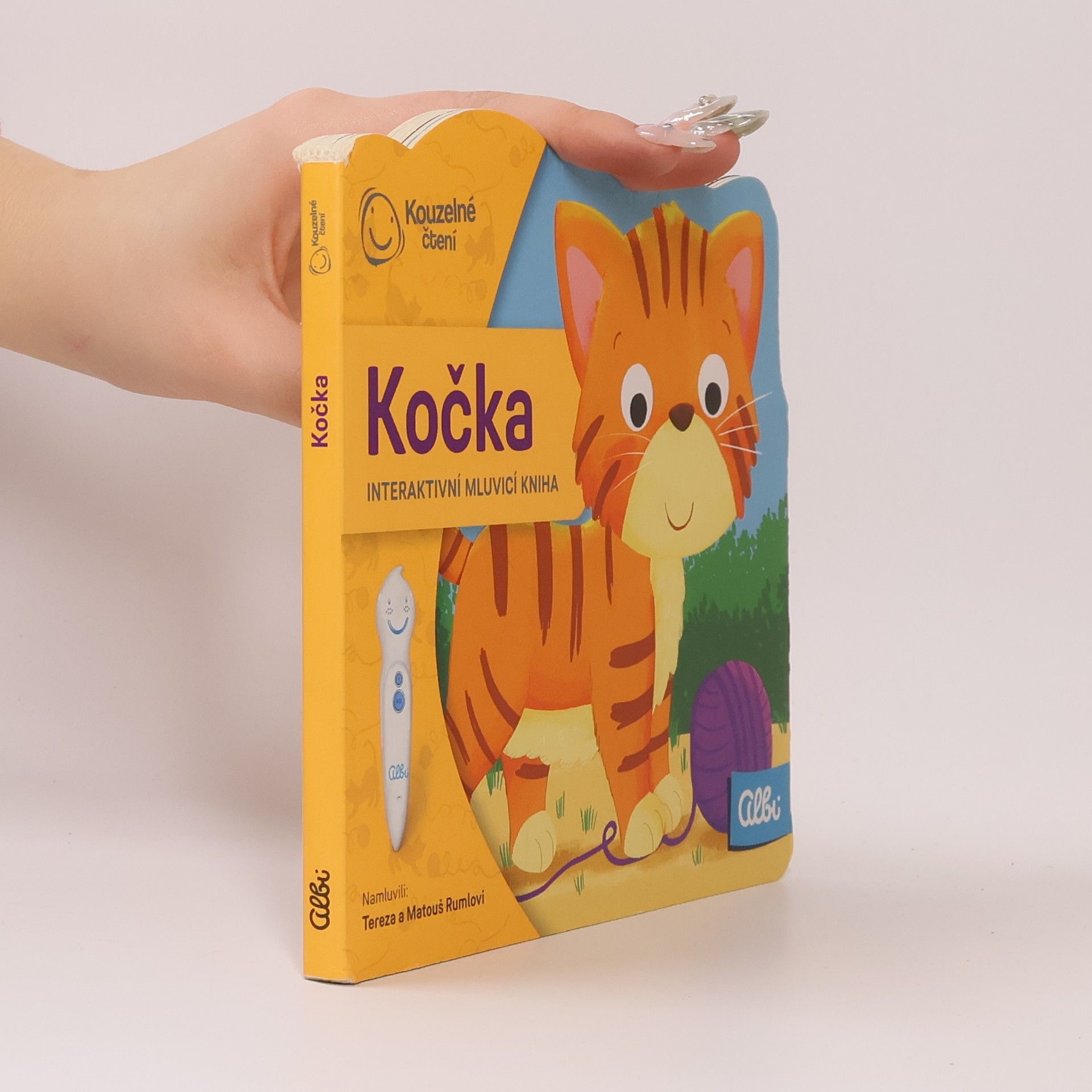 Lucie Krystlíková Kočka : interaktivní mluvicí kniha