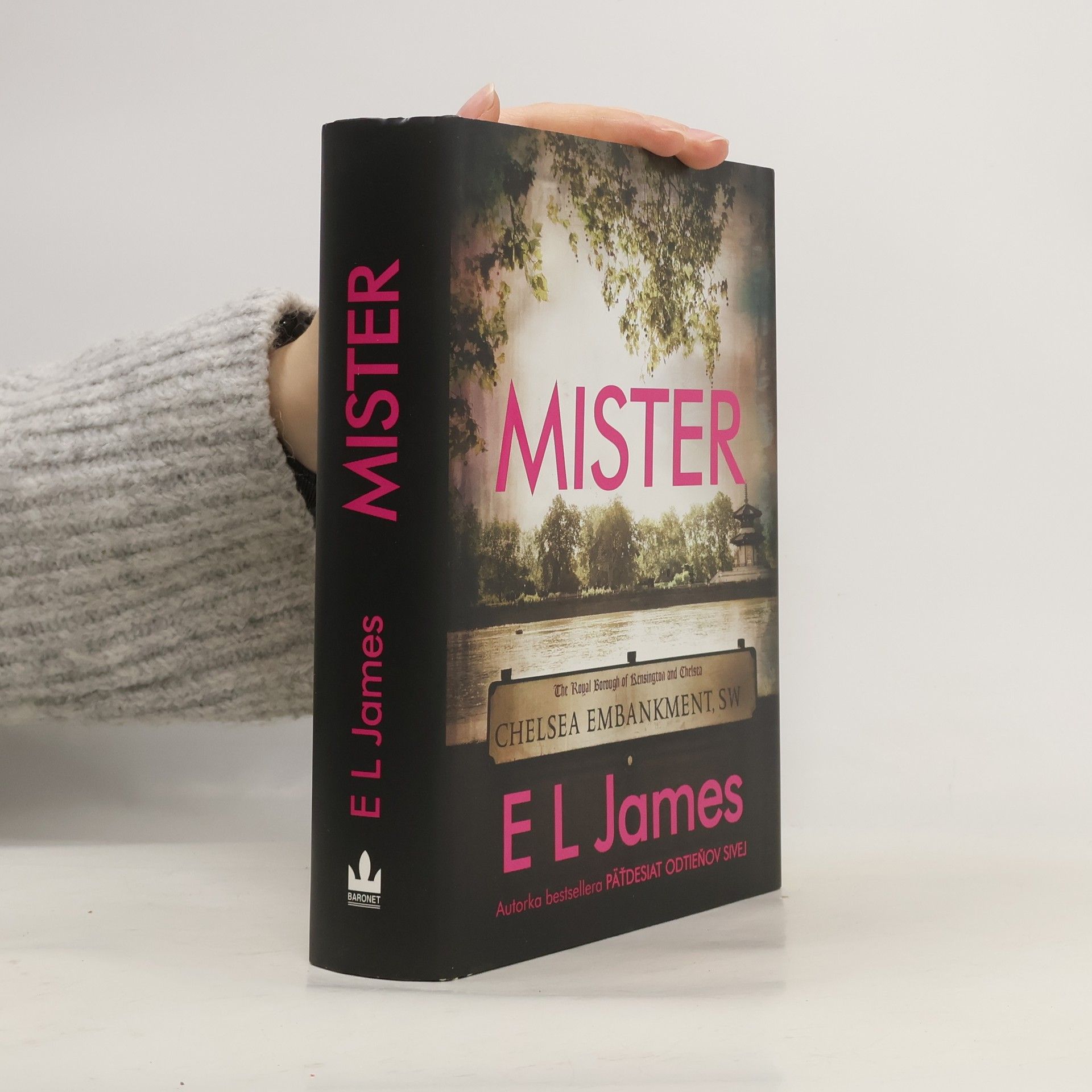 E. L. James Mister
