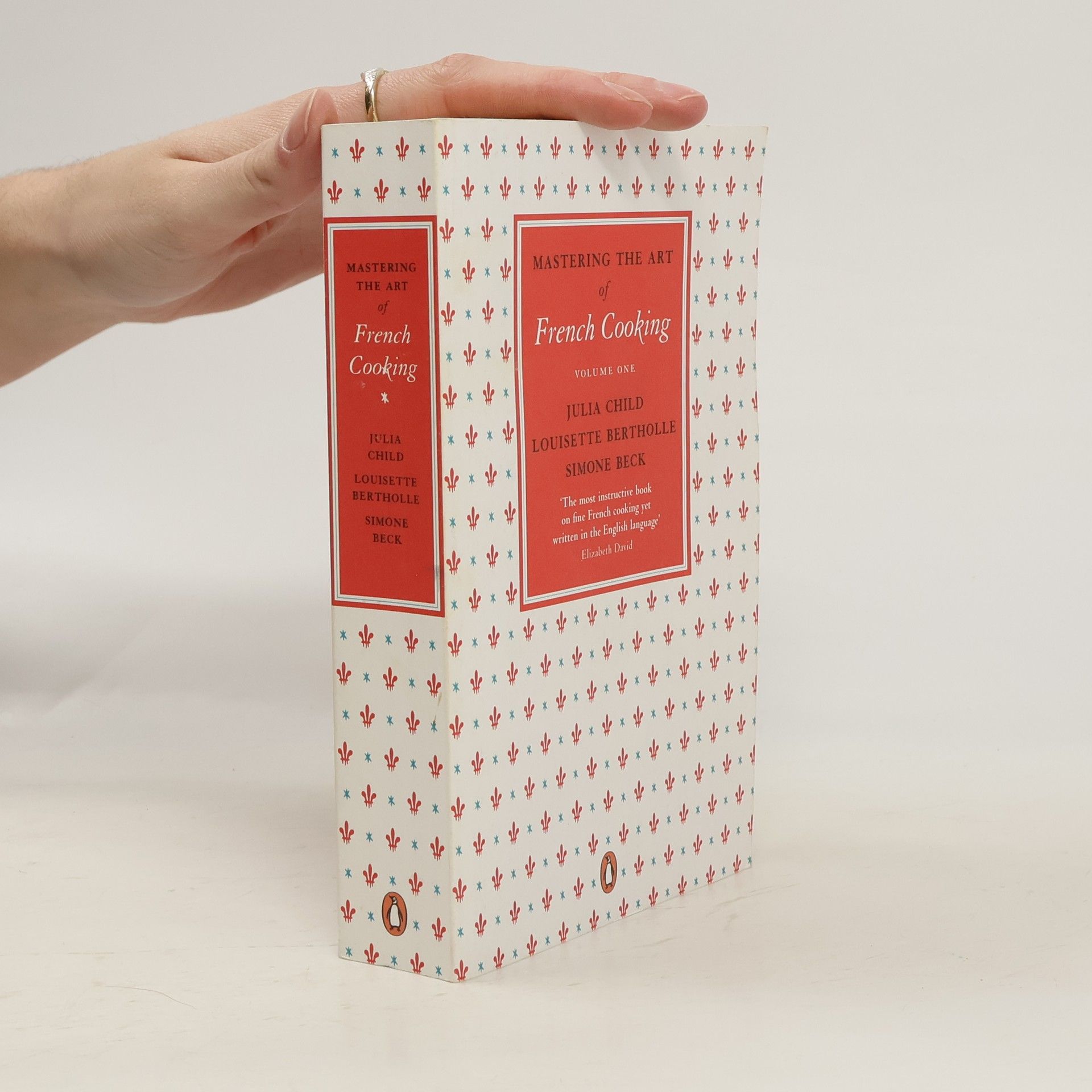 Mastering the art of french cooking. Volume 1