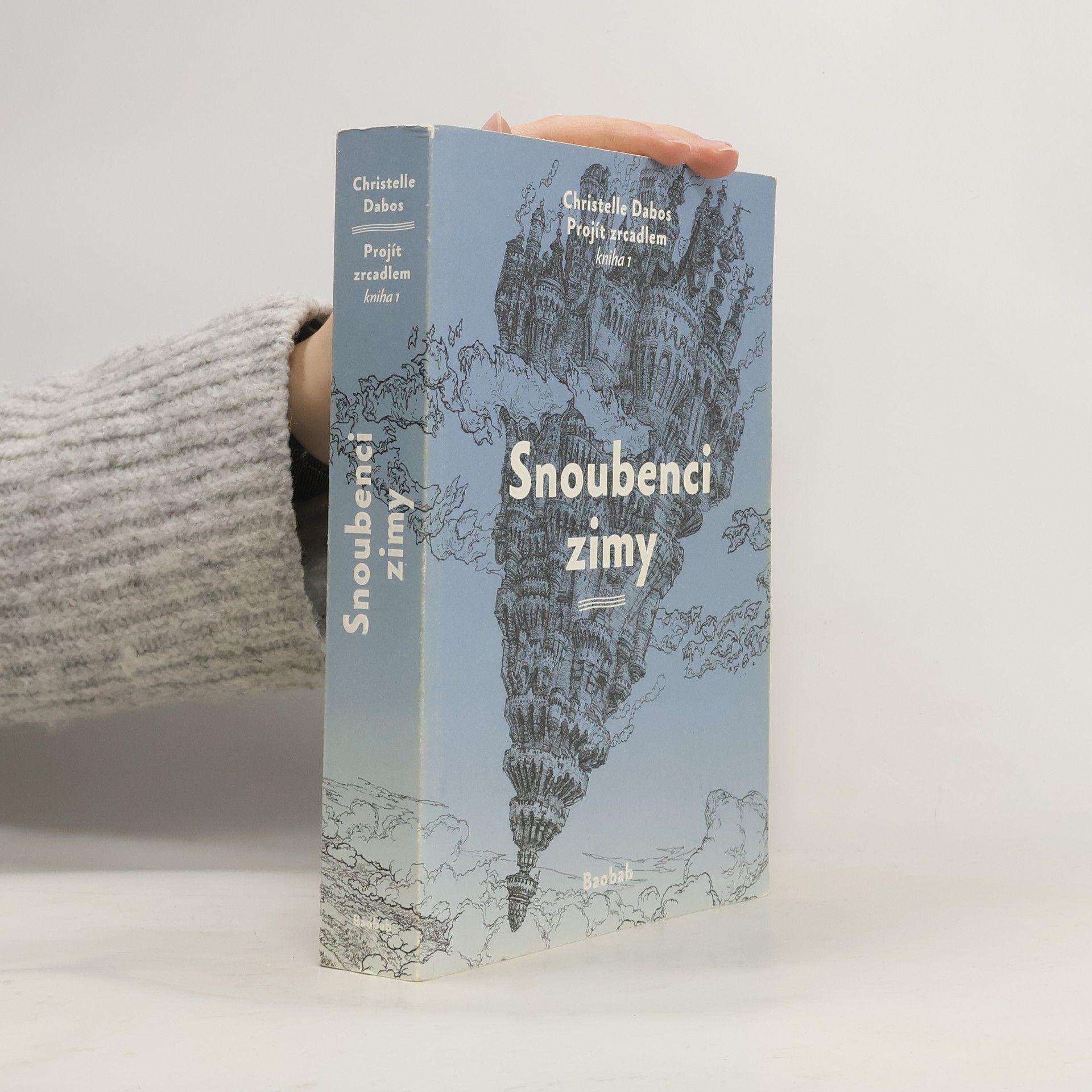 Christelle Dabos Projít zrcadlem: kniha 1., Snoubenci zimy