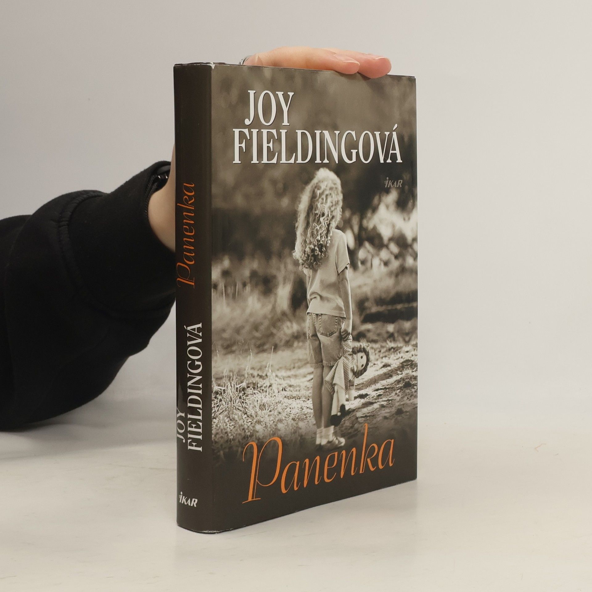 Joy Fielding Panenka