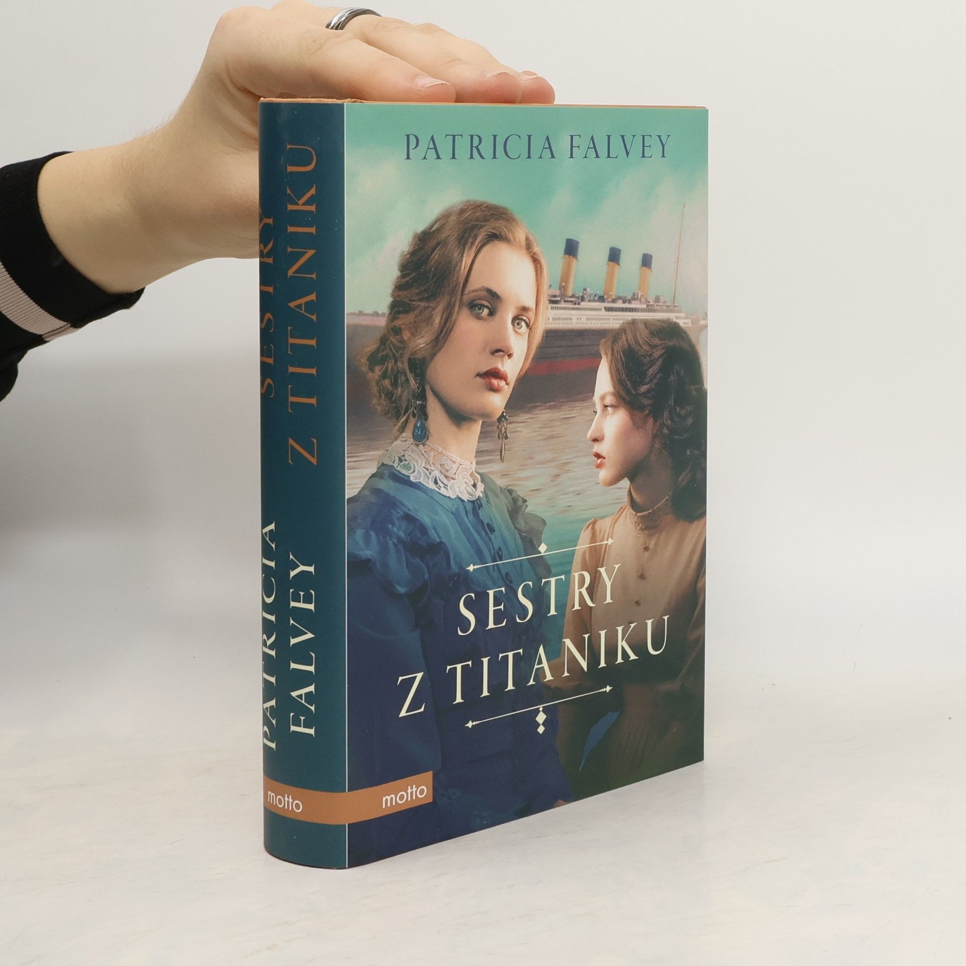 Patricia Falvey Sestry z Titaniku