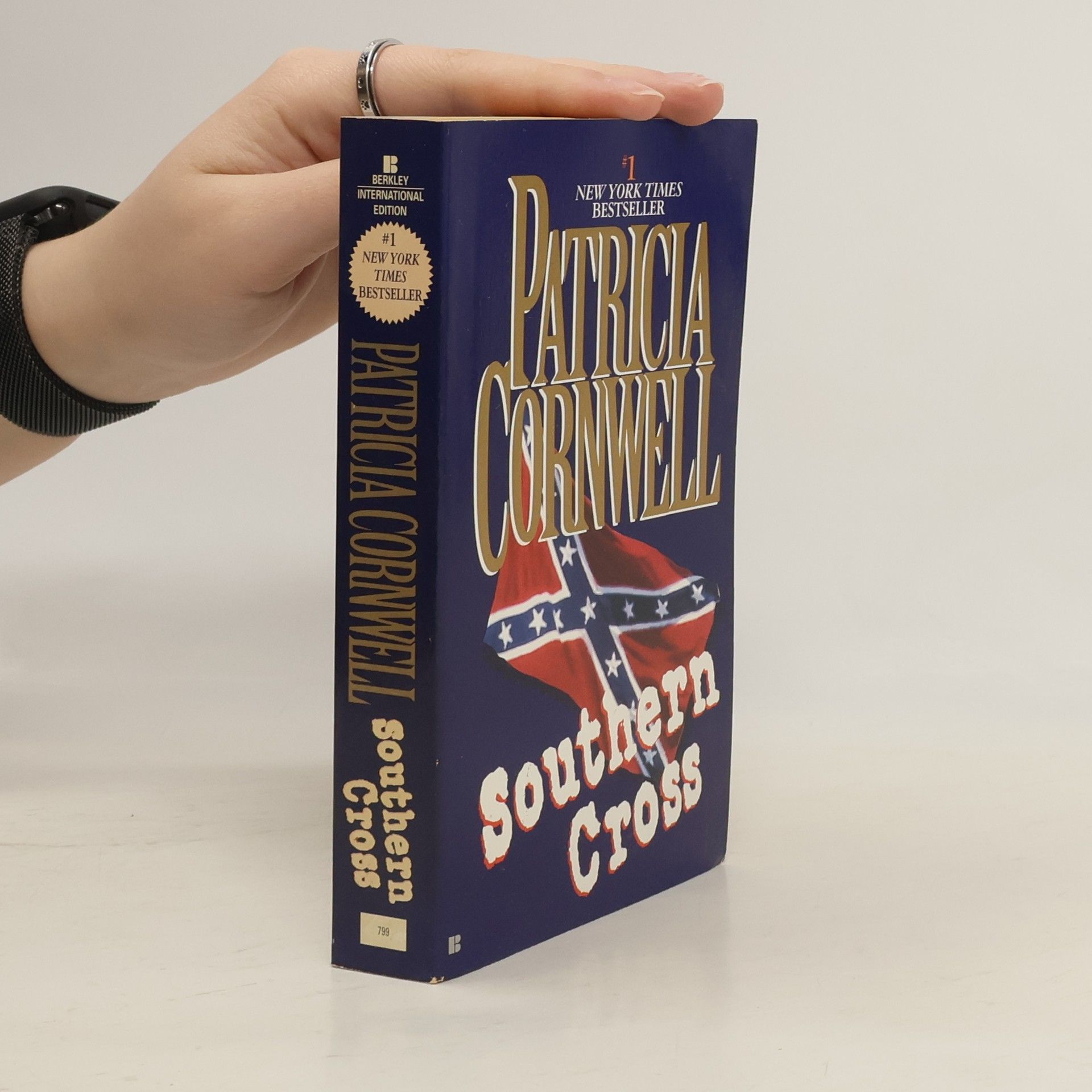 Patricia Cornwell Southern Cross - International Edition