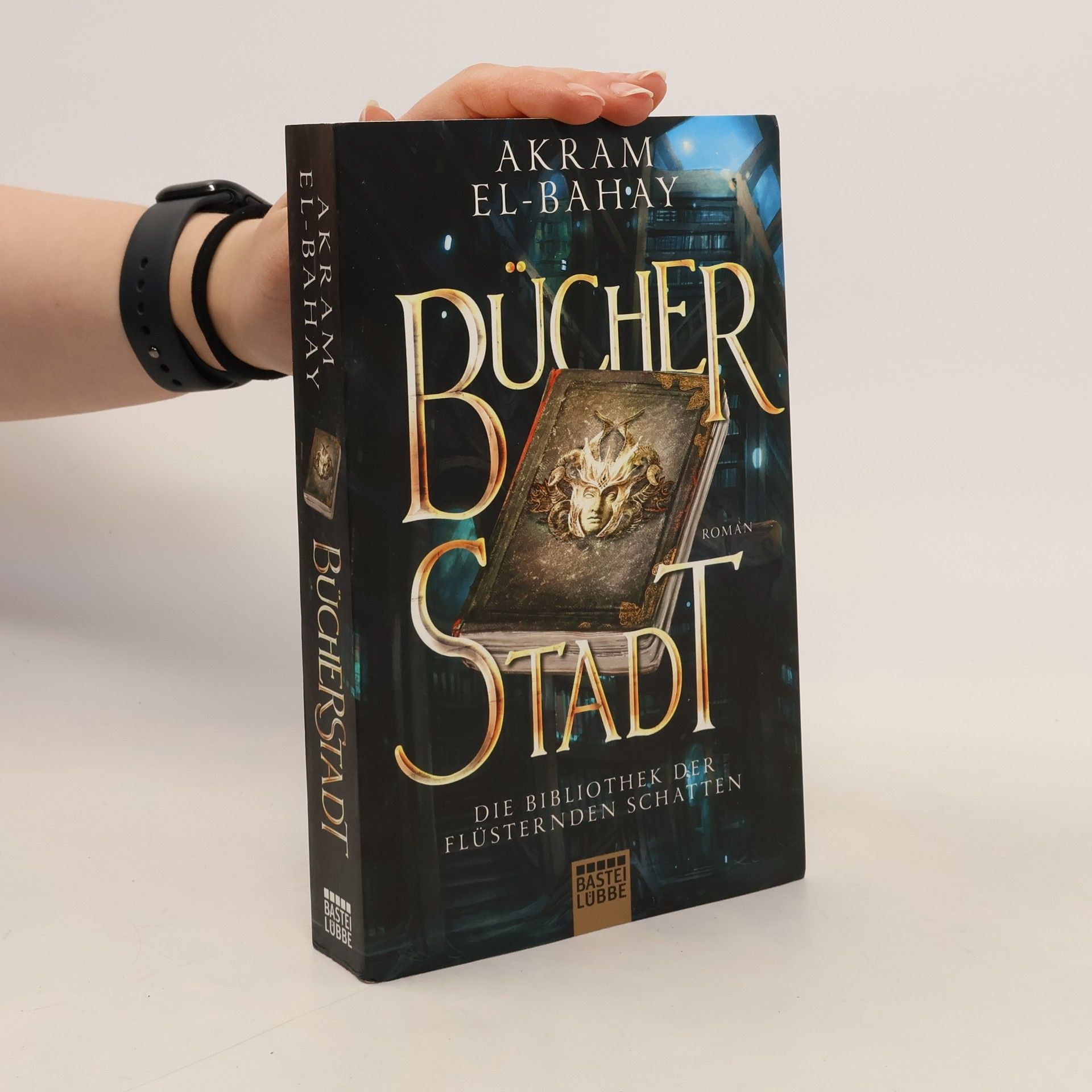 Akram El-Bahay Bücherstadt