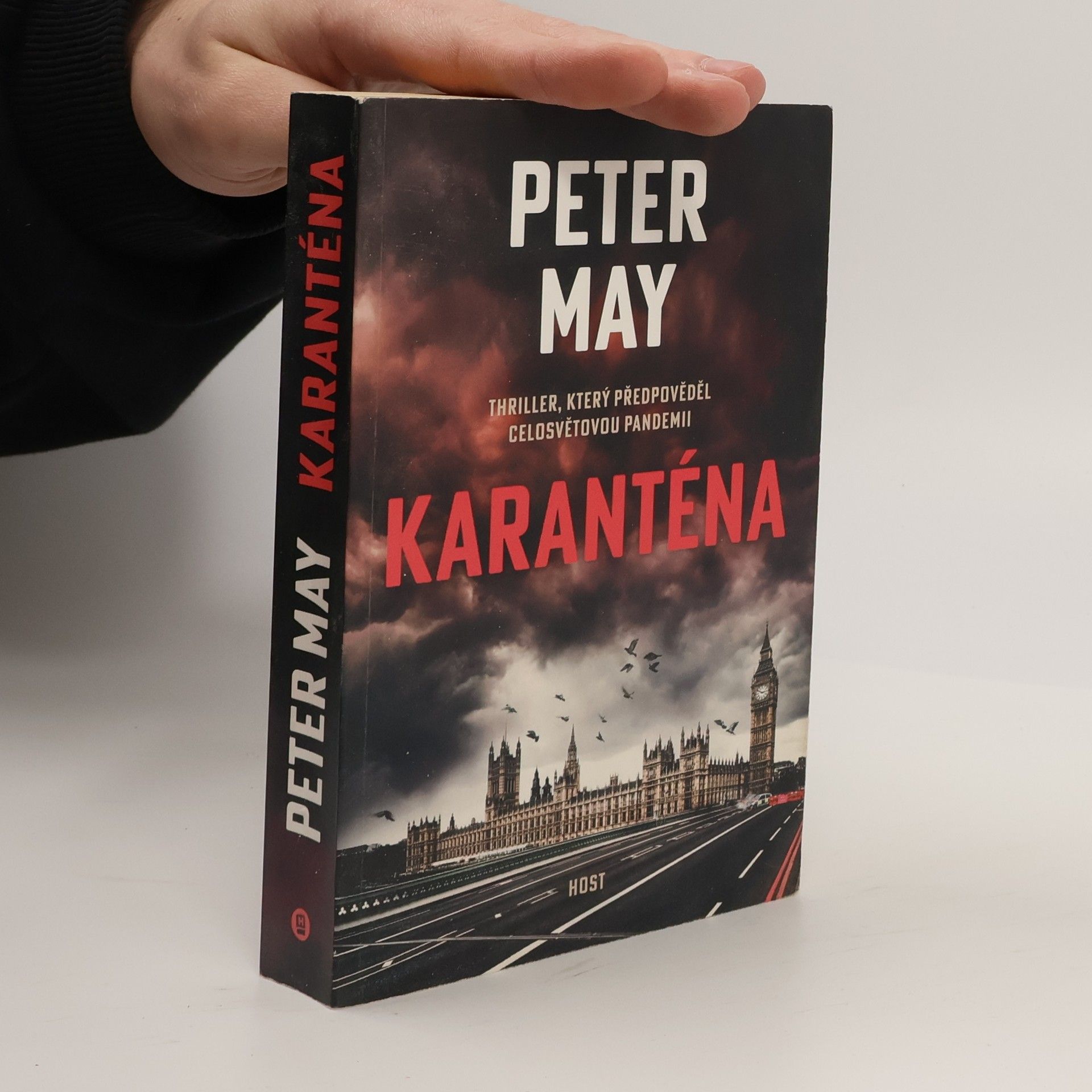 Peter May Karanténa