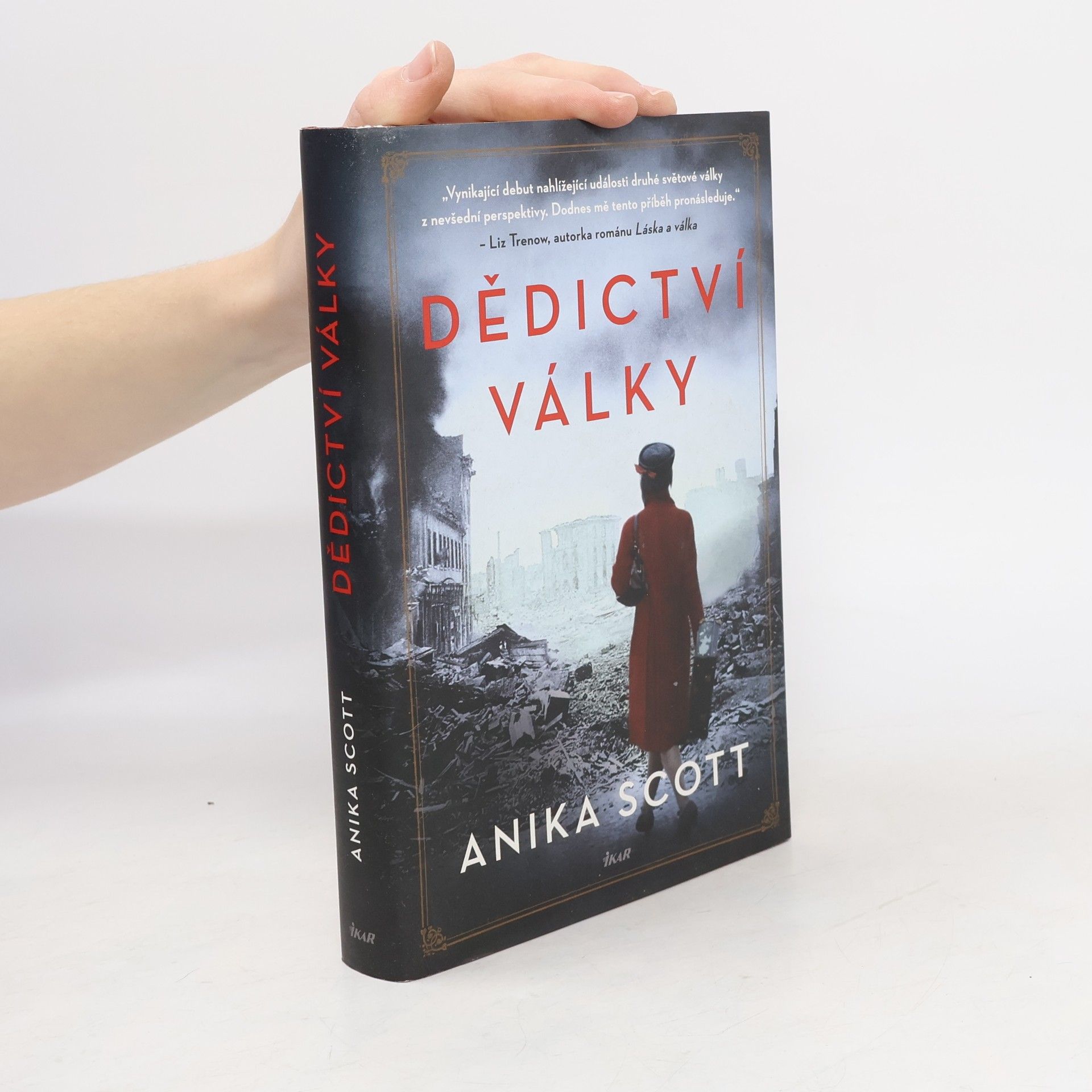 Anika Scott Dědictví války