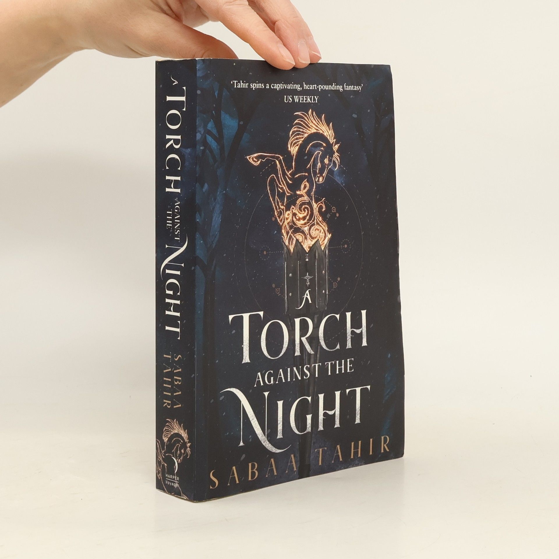 Sabaa Tahir A Torch Against the Night