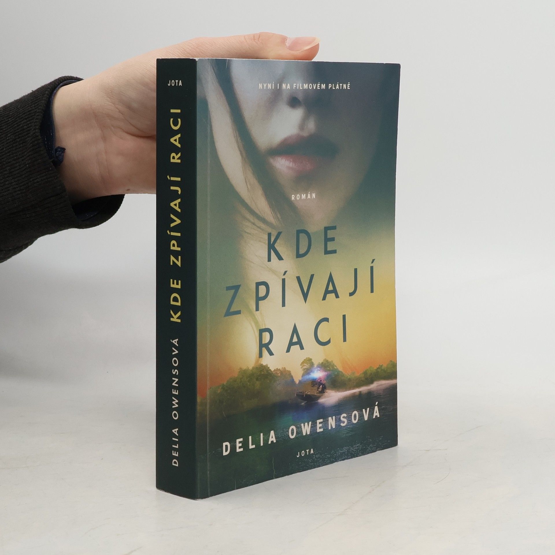 Delia Owens Kde zpívají raci