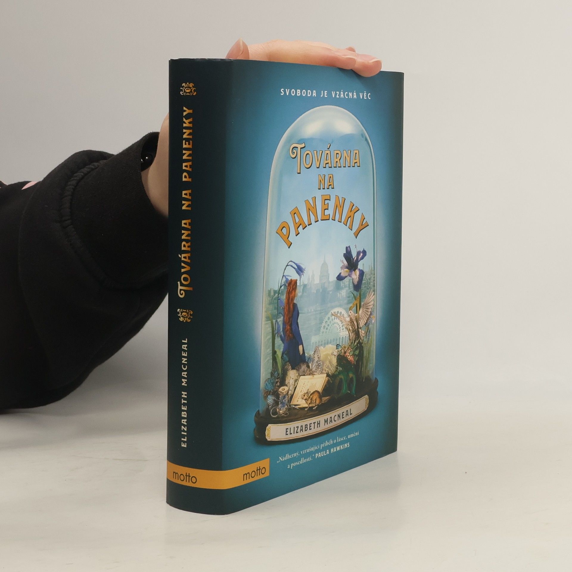 Elizabeth McNeal Továrna na panenky