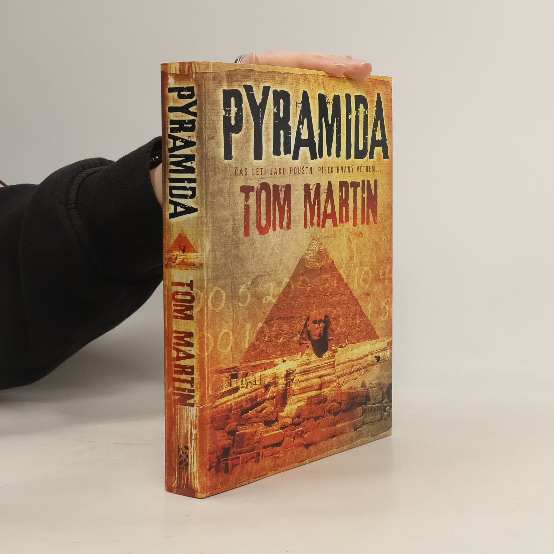 Tom Martin Pyramida