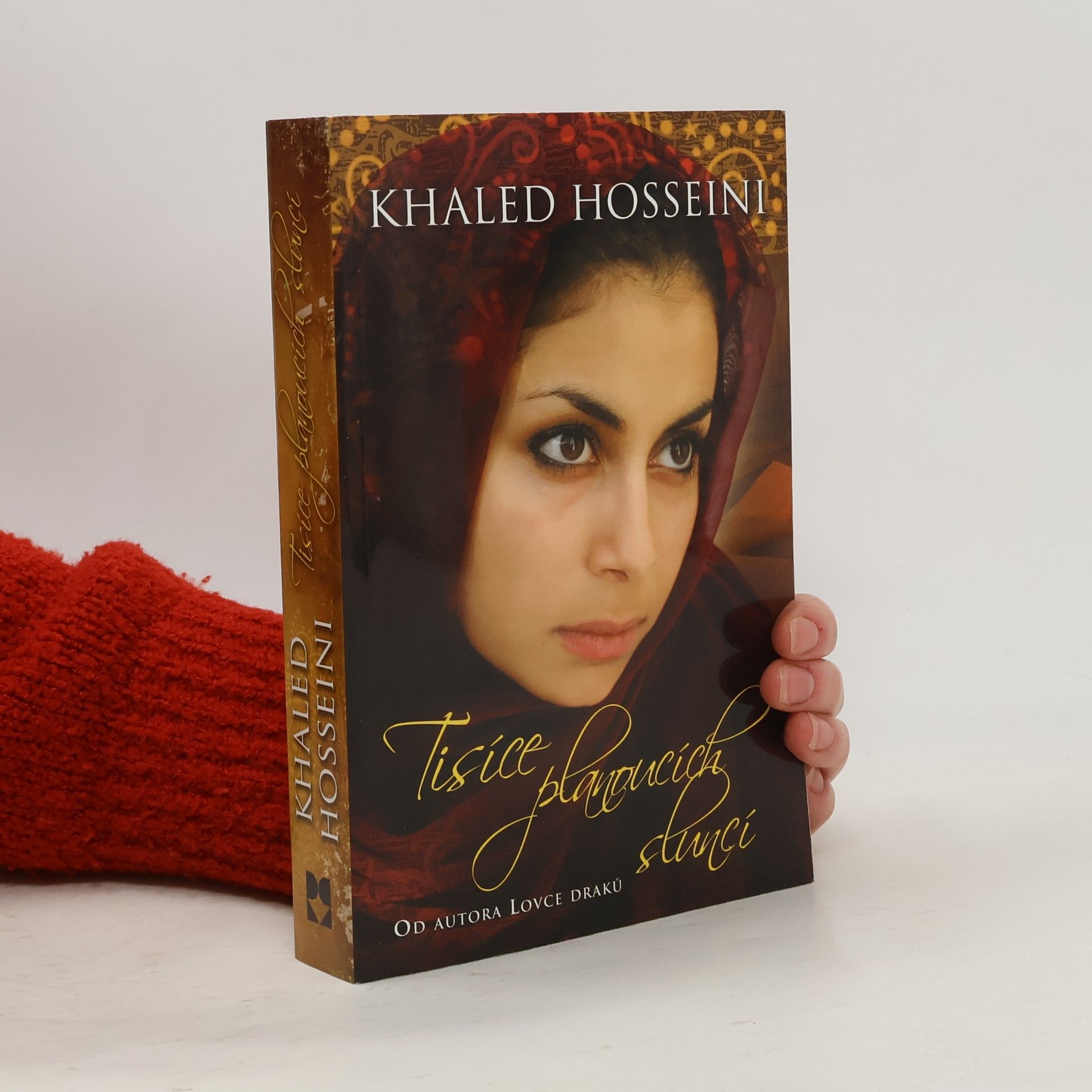 Khaled Hosseini Tisíce planoucích sluncí