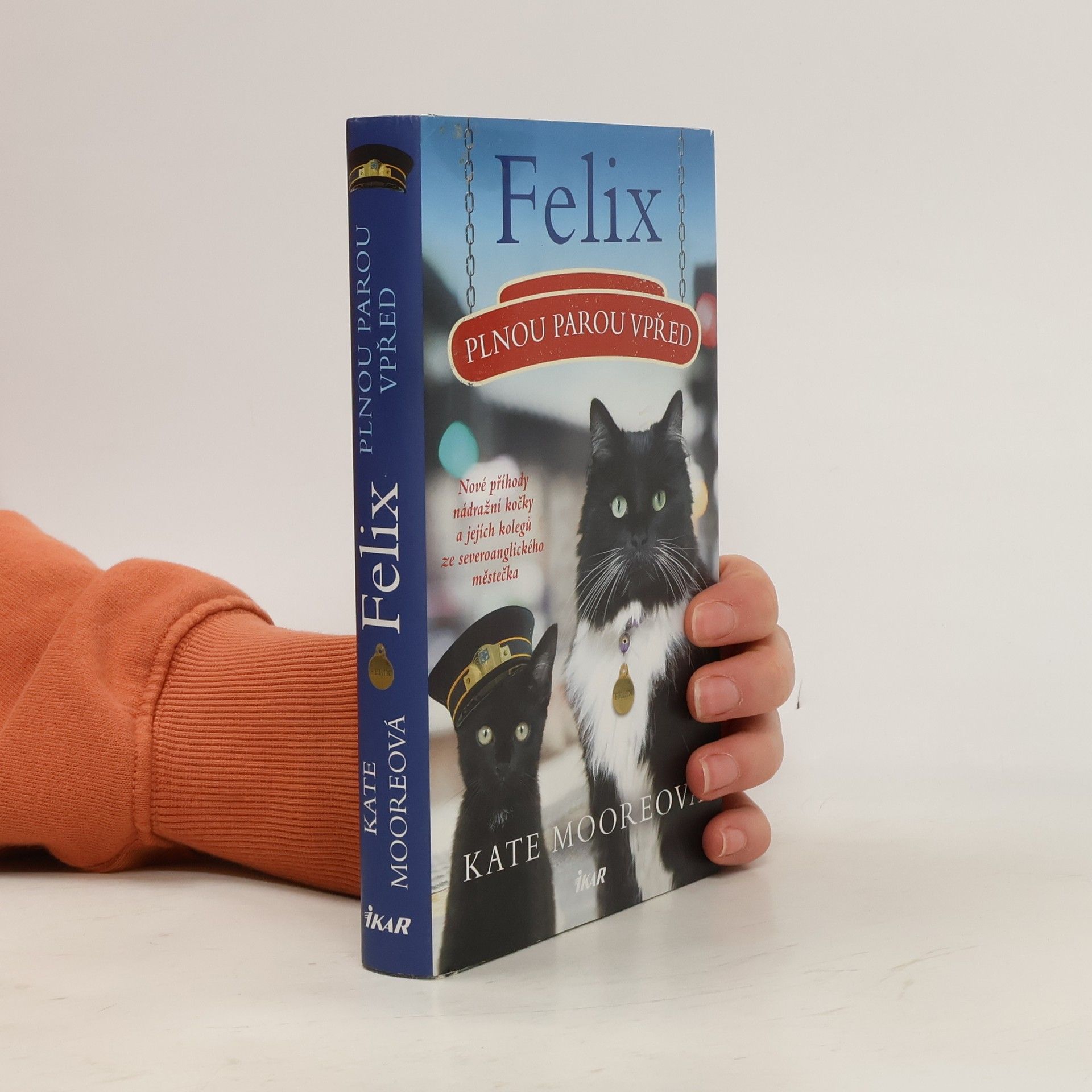 Kate Moore Felix, plnou parou vpřed