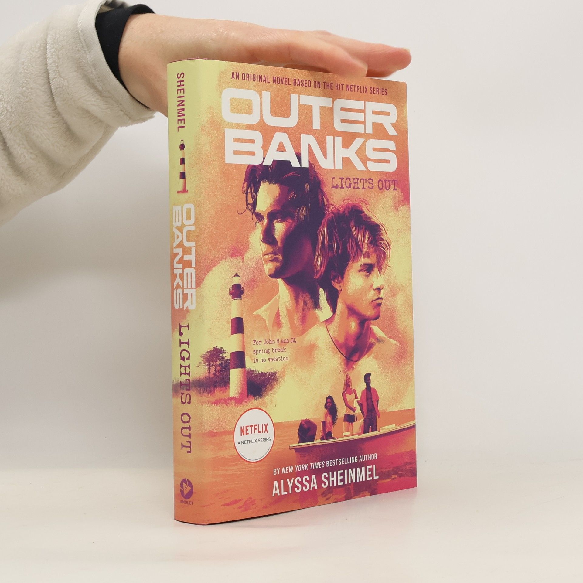 Alyssa B. Sheinmel Outer Banks : lights out