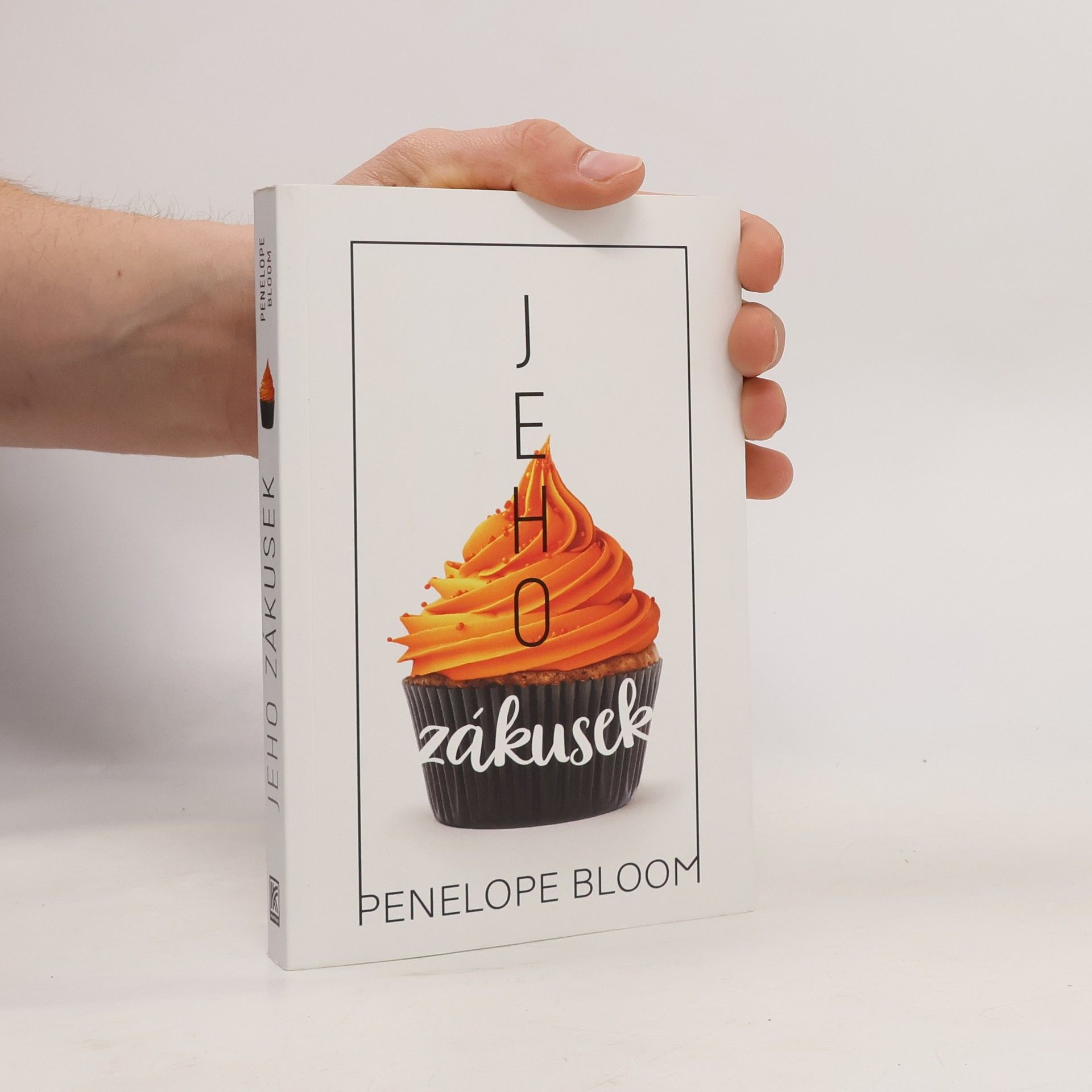 Penelope Bloom Jeho zákusek