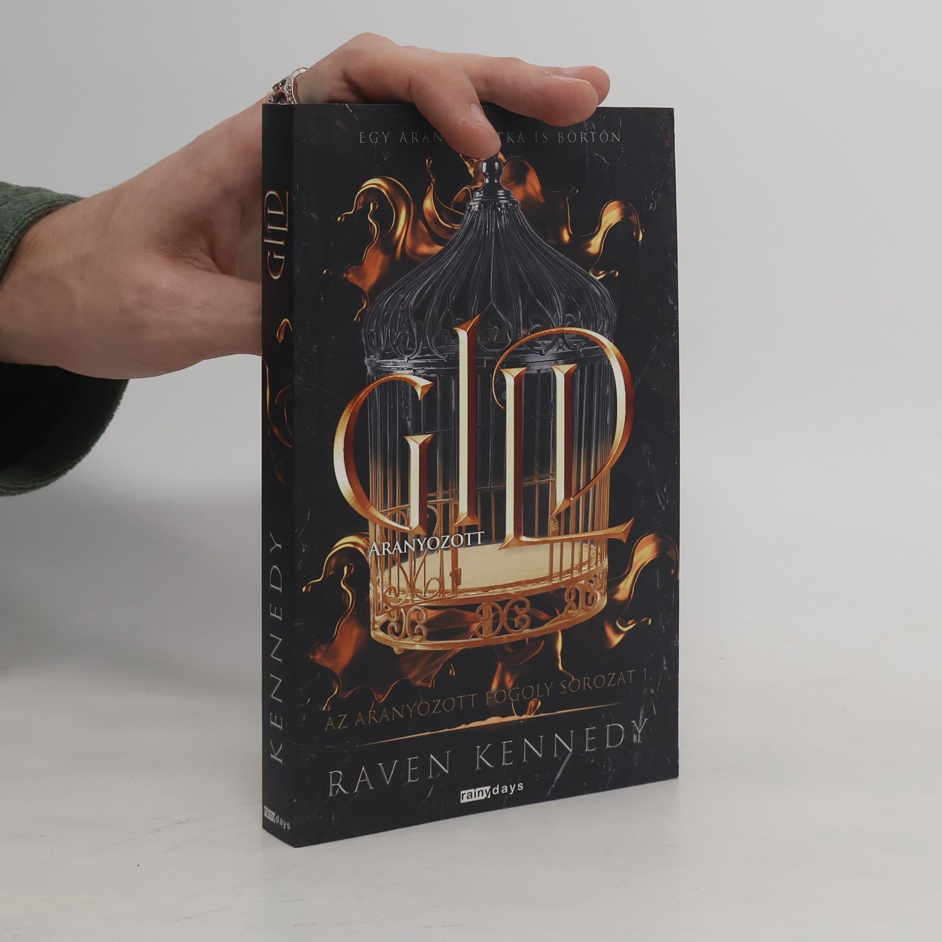 Raven Kennedy Gild - Aranyozott