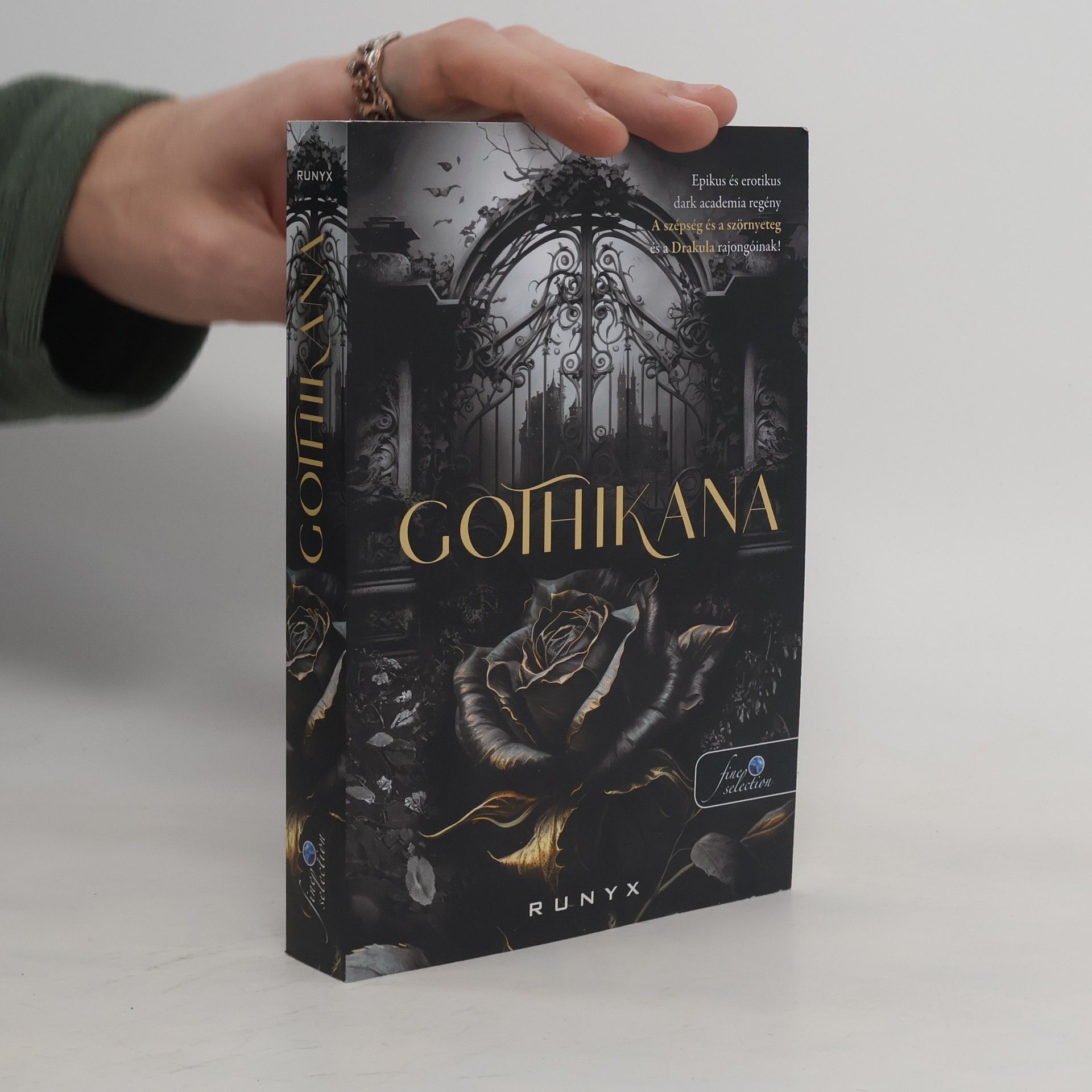 RuNyx Gothikana