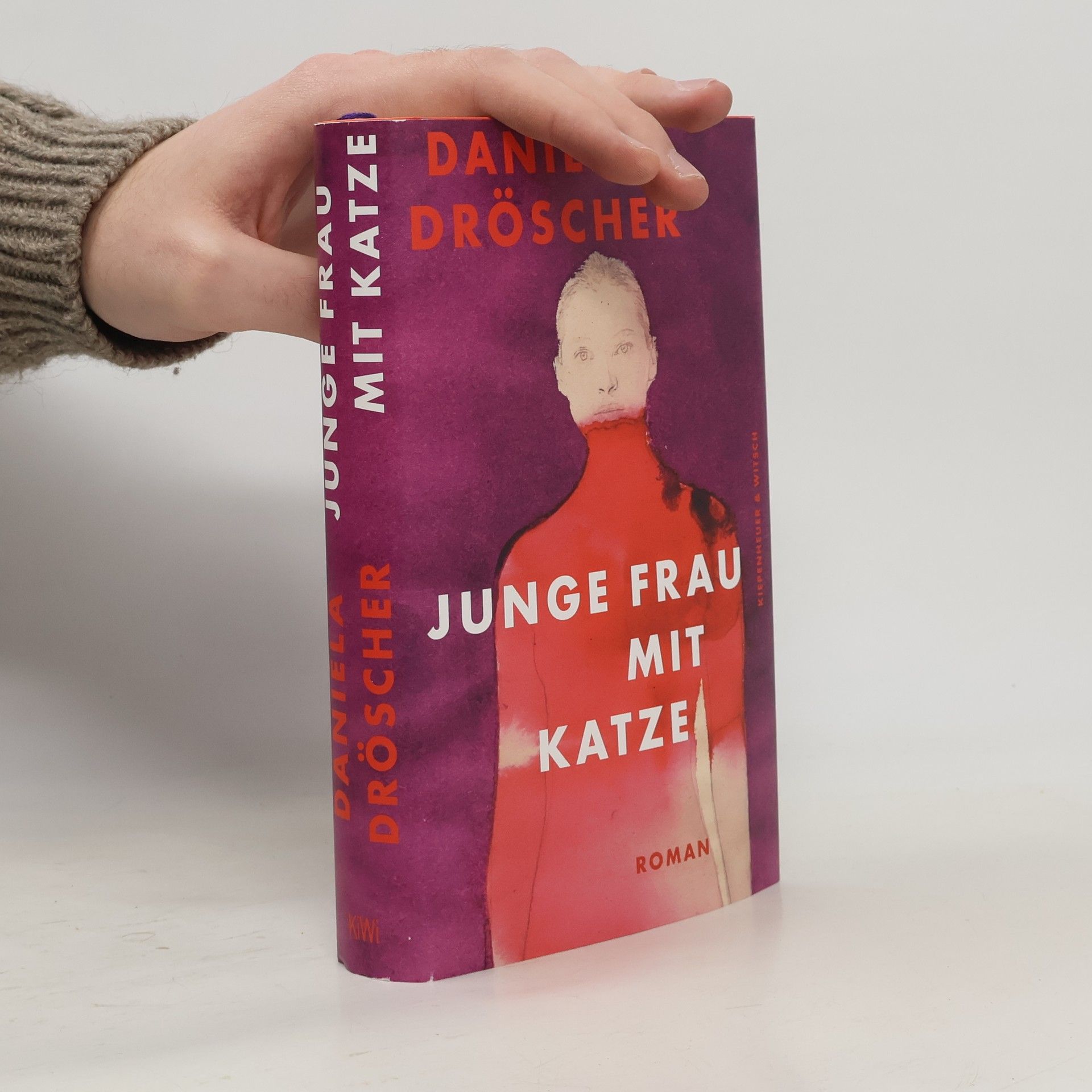 Daniela Dröscher Junge Frau mit Katze