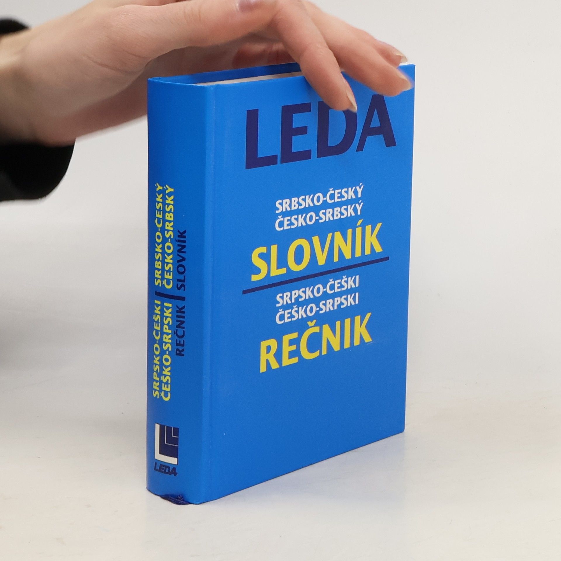 Anna Jeníková Srbsko-český a česko-srbský slovník