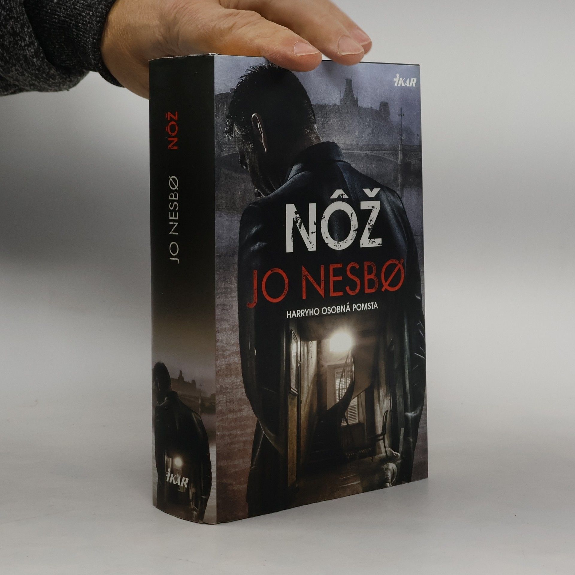 Jo Nesbø Nôž