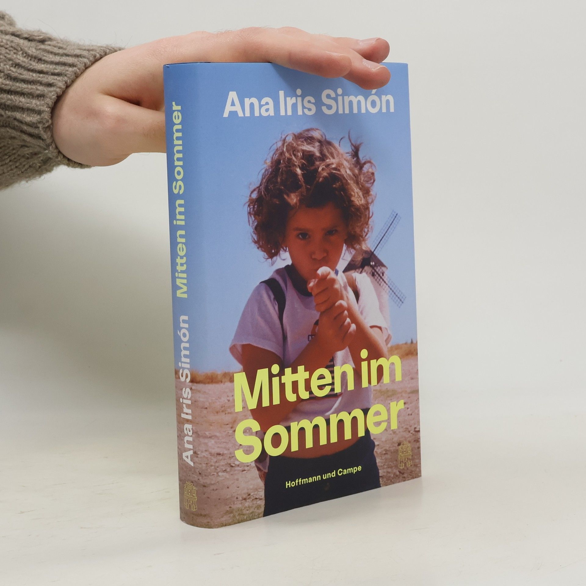 Ana Iris Simón Mitten im Sommer
