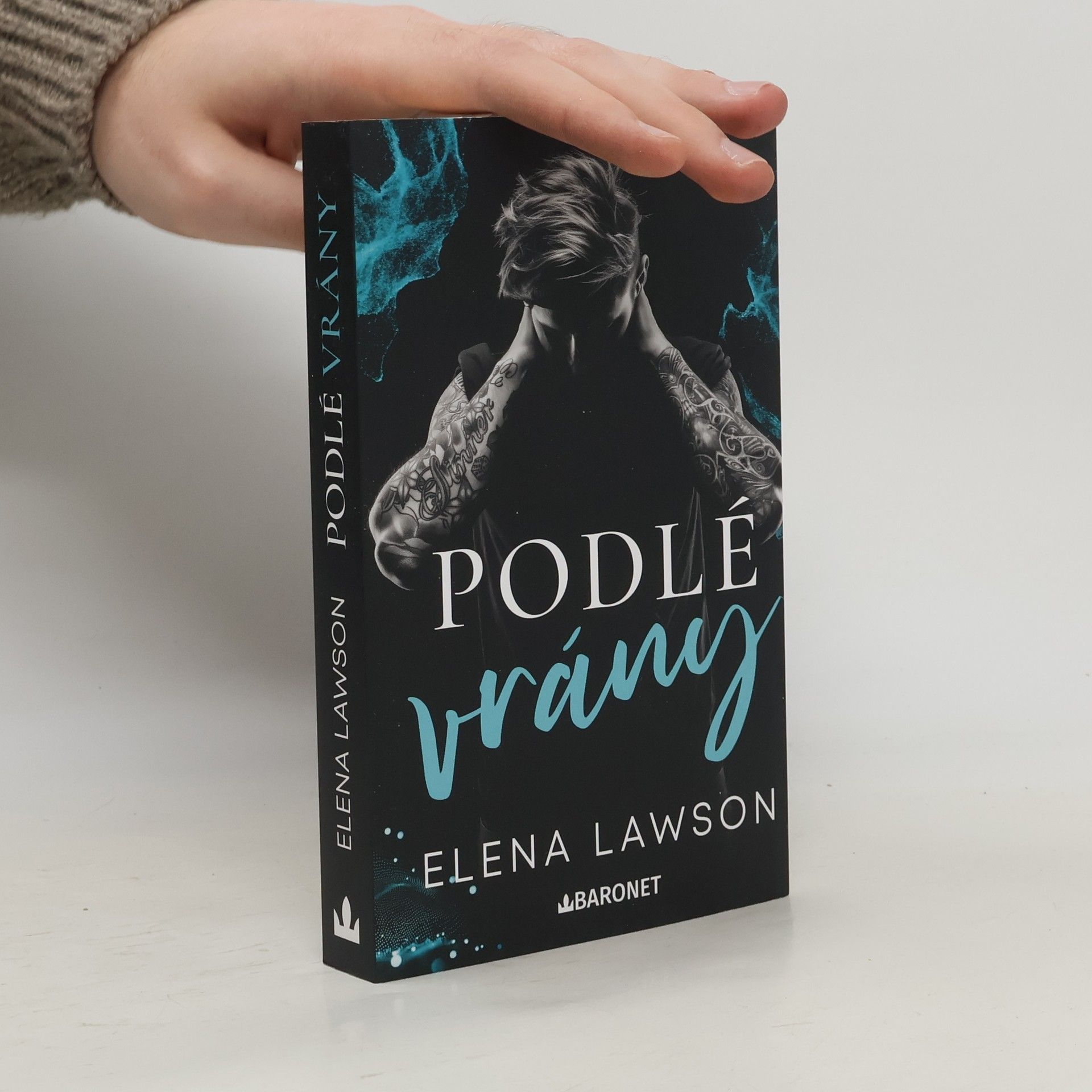 Elena Lawson Podlé vrány