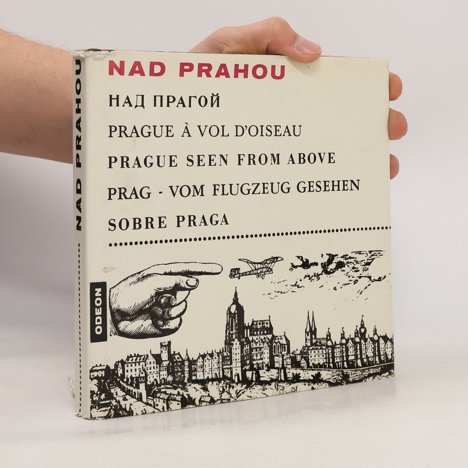 Autores varios Nad Prahou