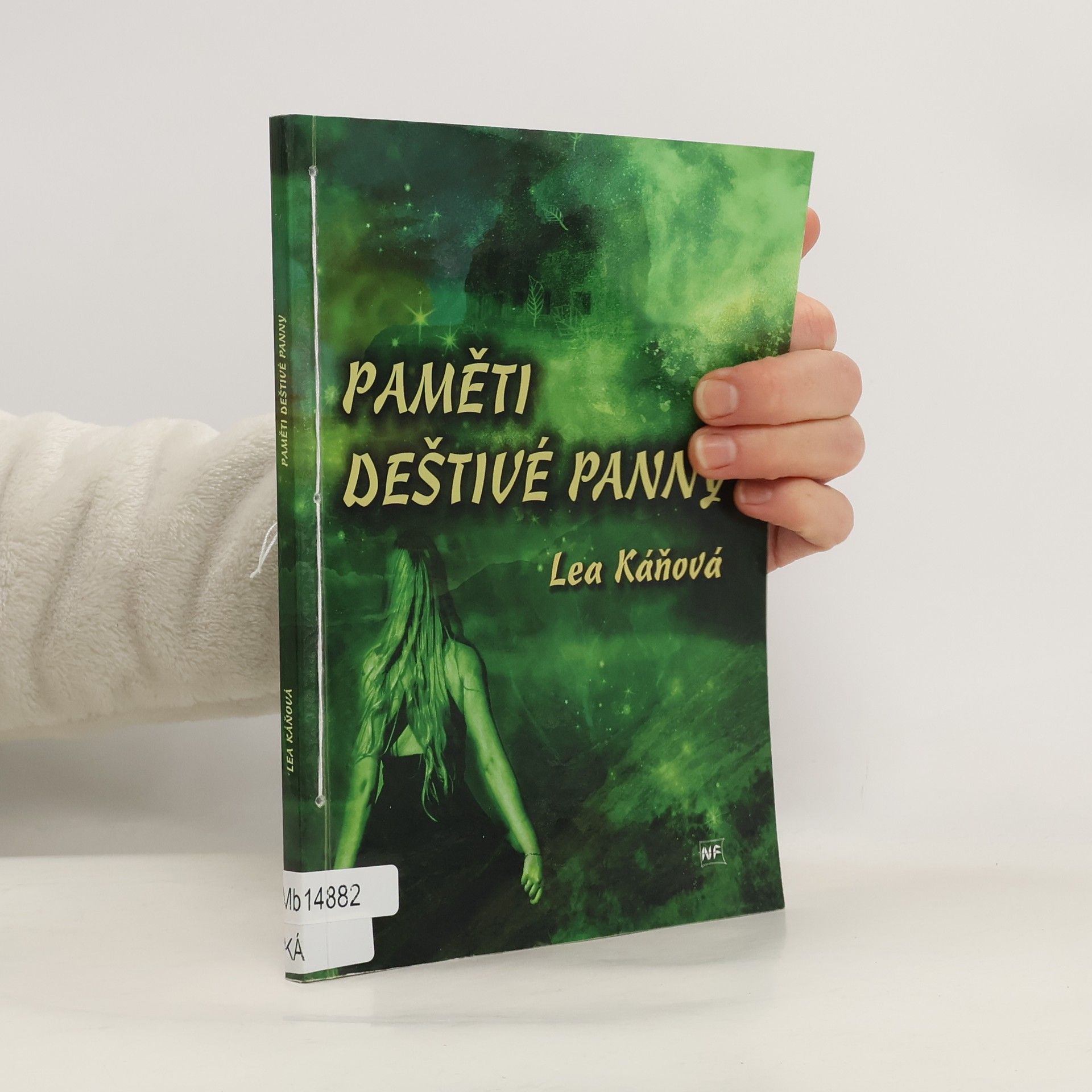 Lea Káňová Paměti Deštivé panny