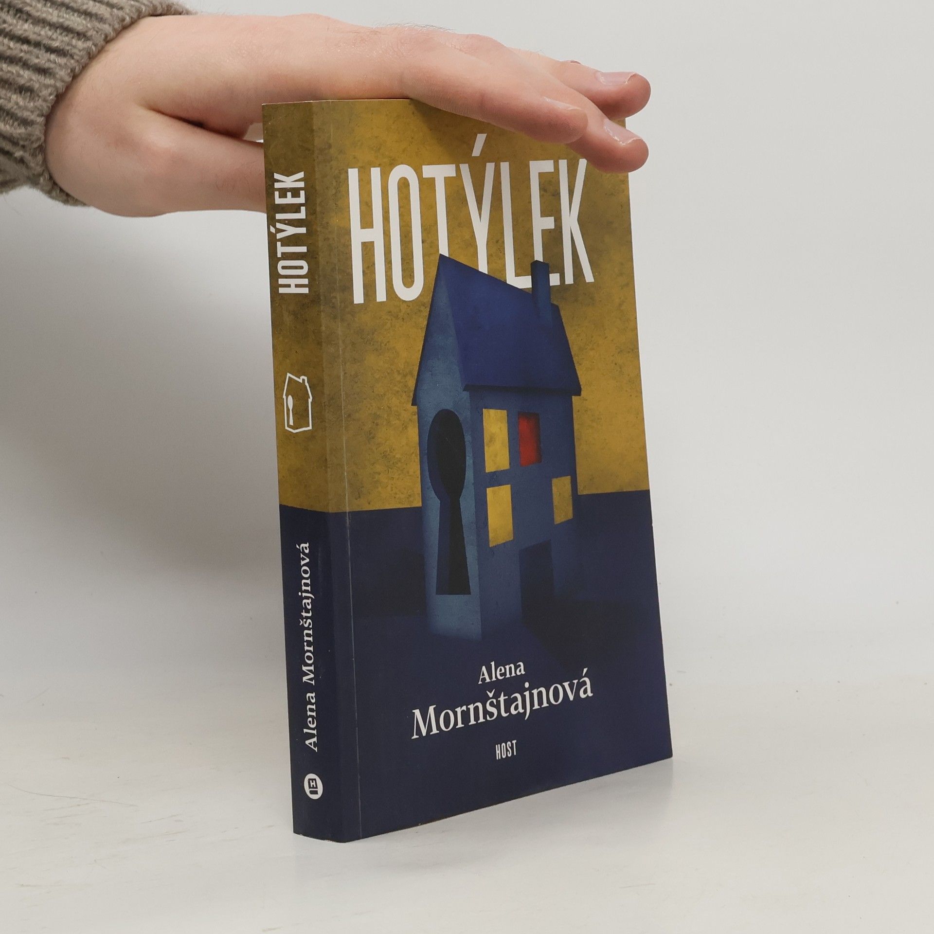 Alena Mornštajnová Hotýlek