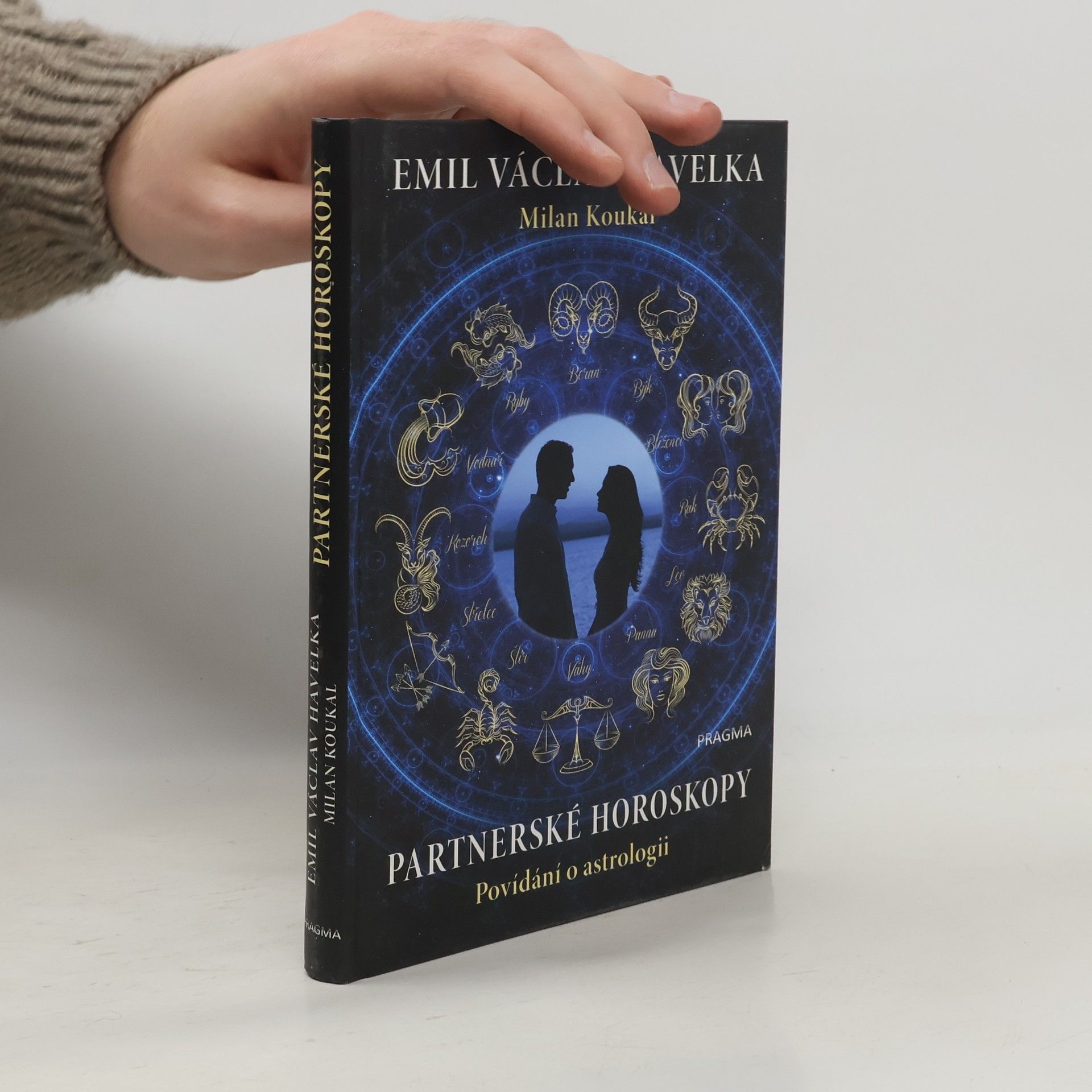 Partnerské horoskopy : povídání o astrologii