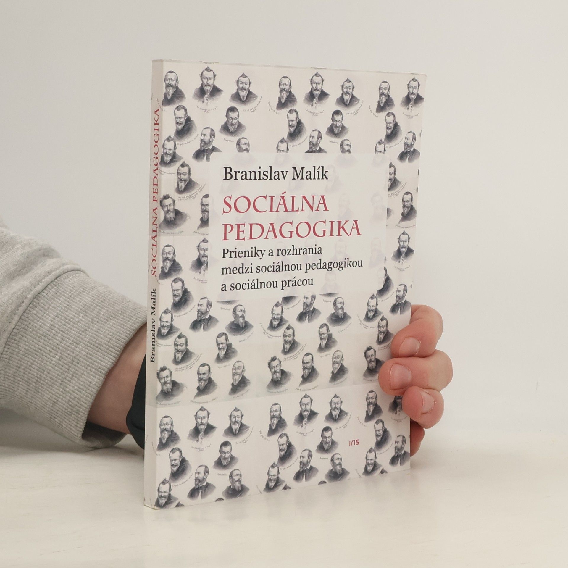 Sociálna pedagogika. Prieniky a rozhrania medzi sociálnou pedagogikou a sociálnou prácou