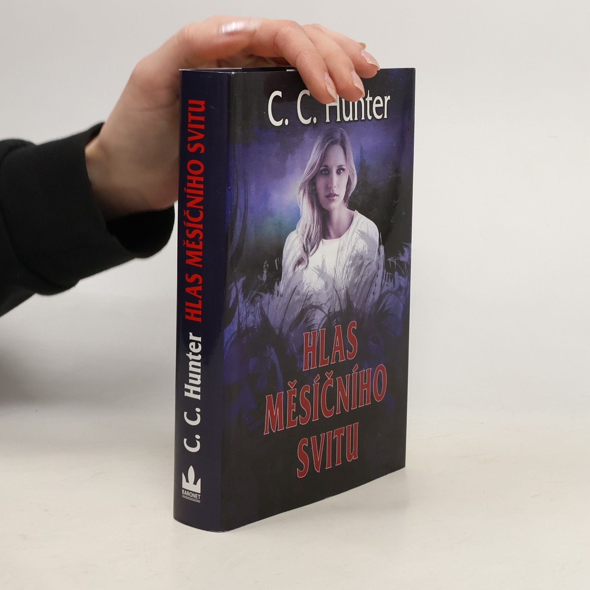 C.C. Hunter Údolí stínů 4: Hlas měsíčního svitu (Whispers at Moonrise)