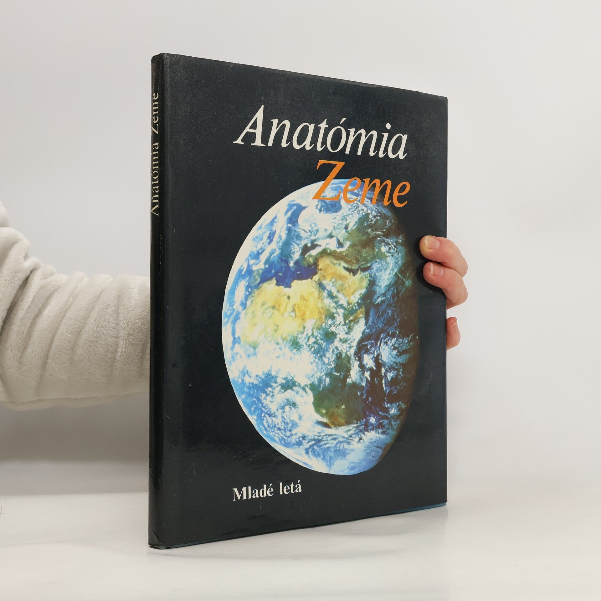 Marta Hajčíková Anatómia Zeme