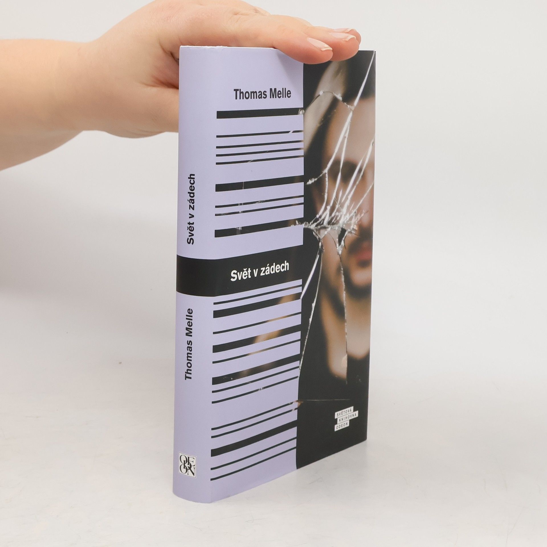 Thomas Melle Svět v zádech