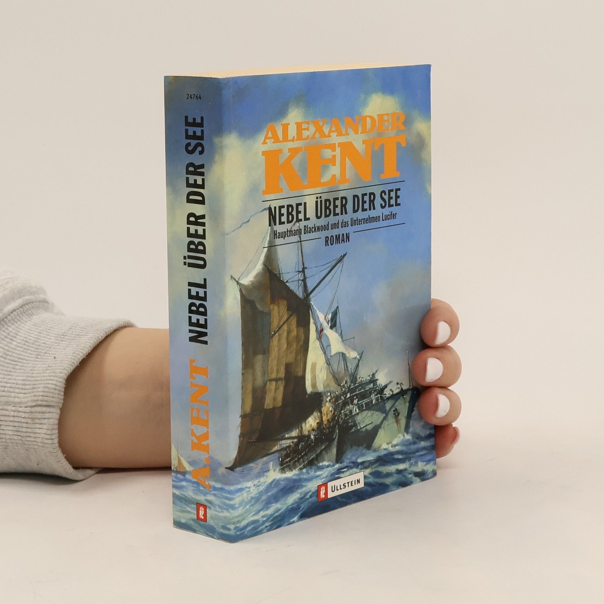 Alexander Kent Nebel über der See