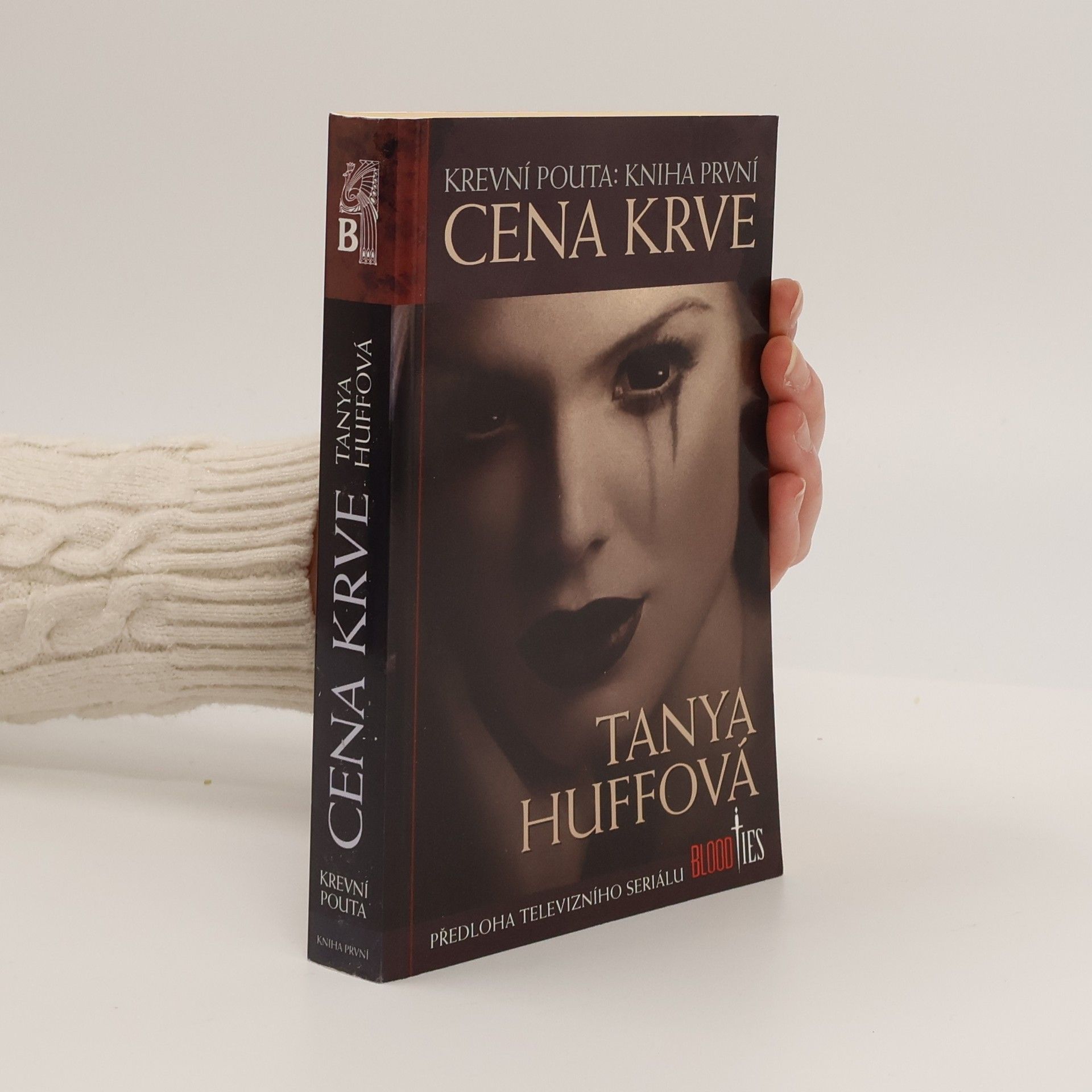 Tanya Huff Krevní pouta. Kniha první, Cena krve