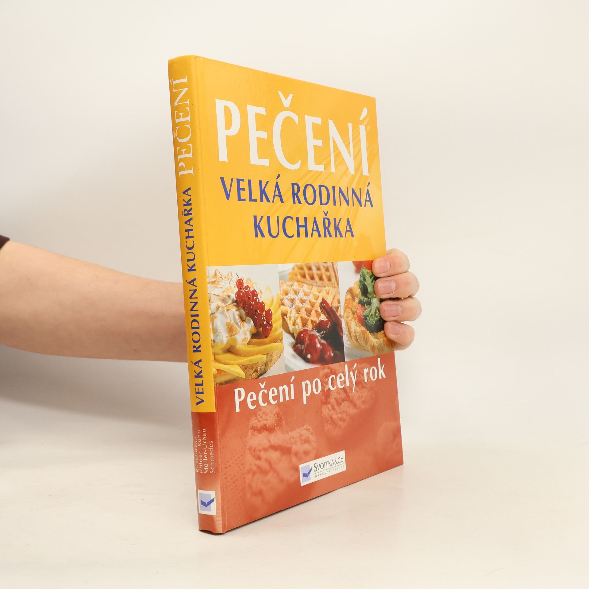 Kolektiv autorů Pečení - Velká rodinná kuchařka