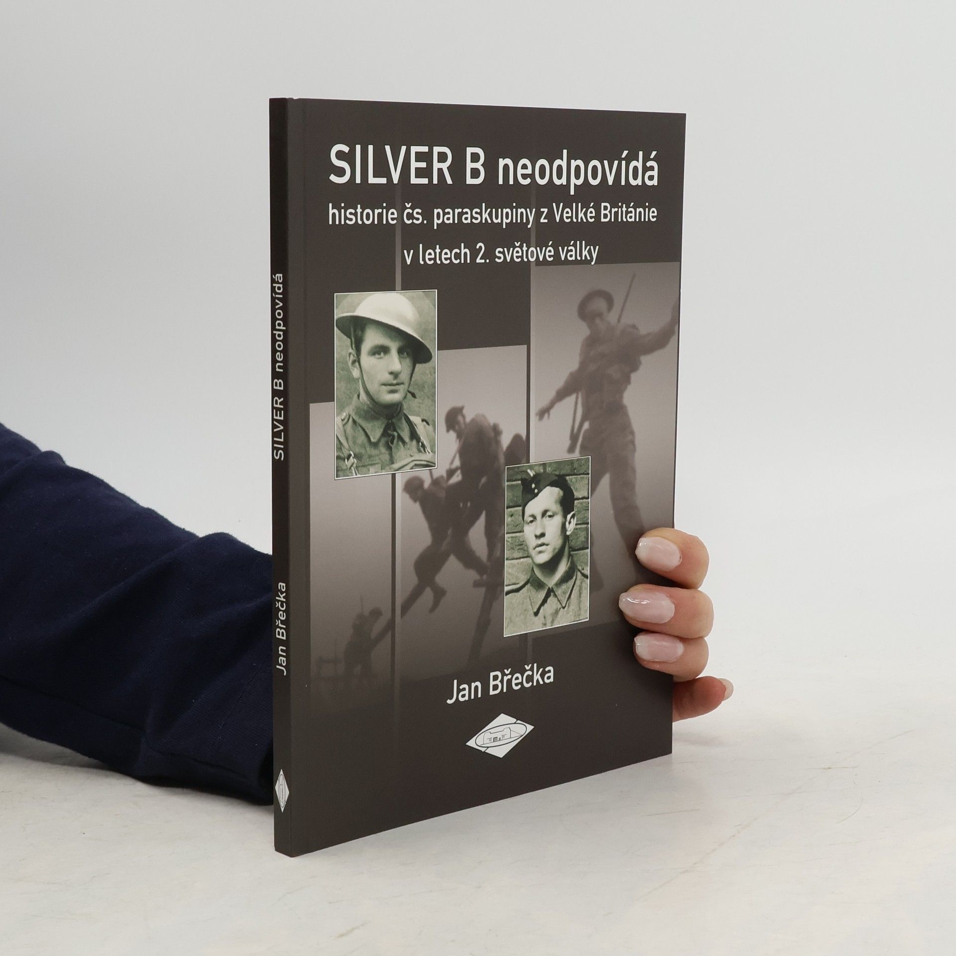 Silver B neodpovídá