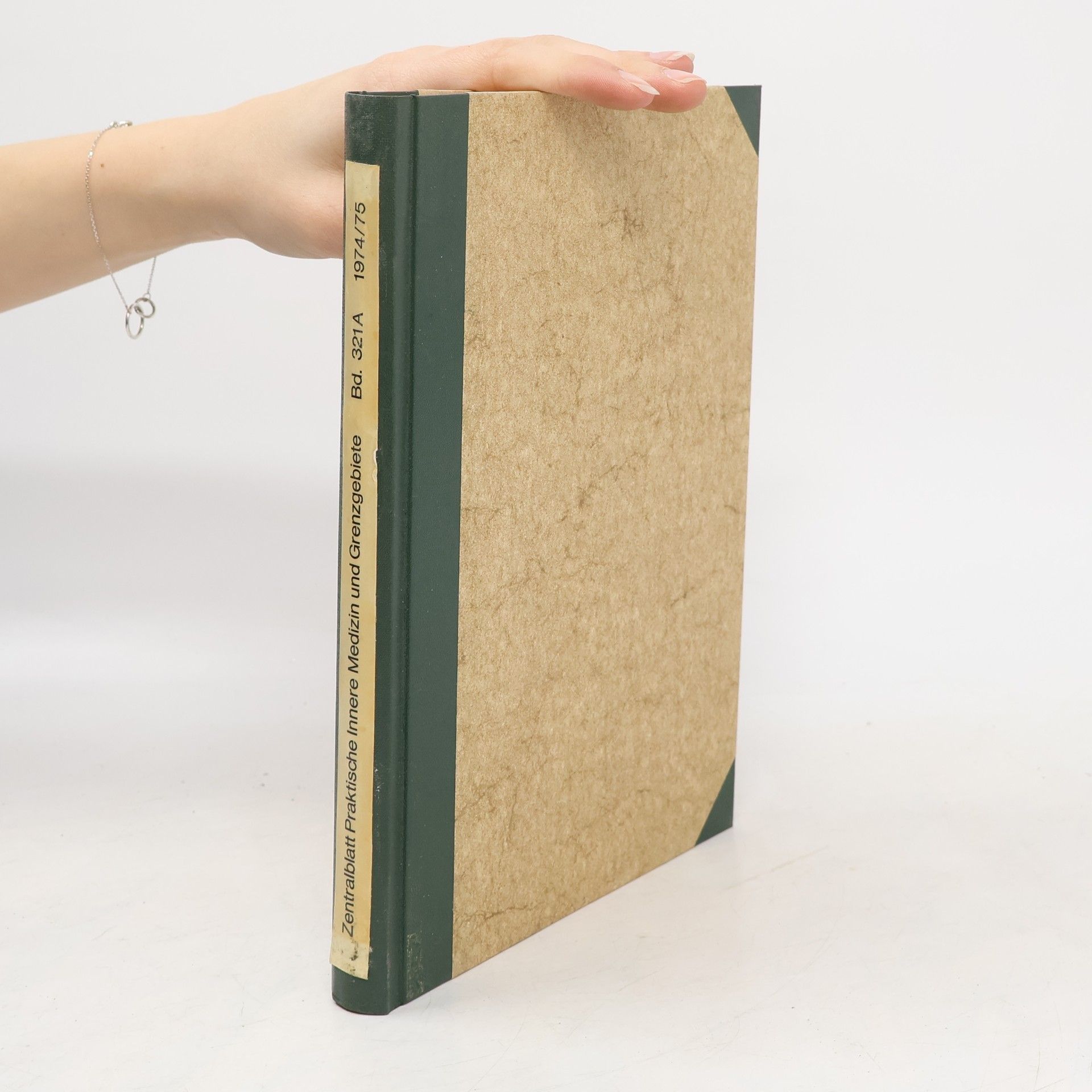 Autores varios Zentralblatt Praktische Innere Medizin und Grenzgebiete 321 A