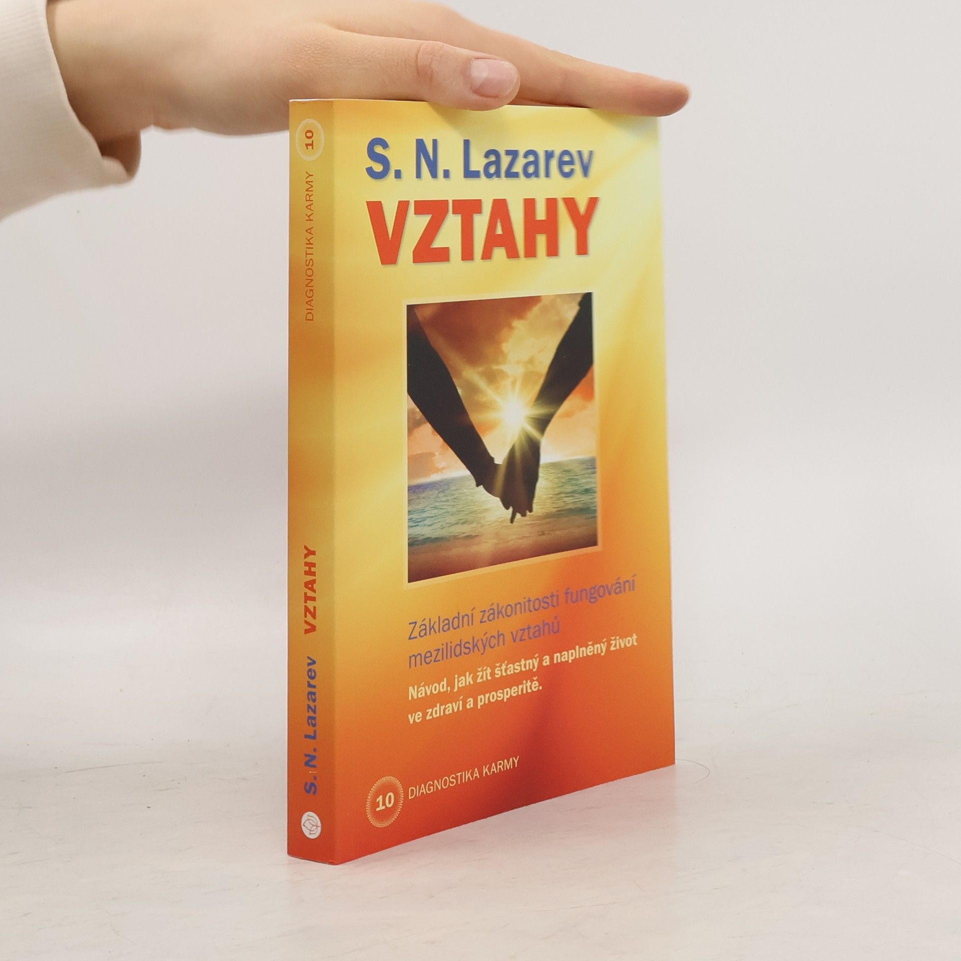 Sergej Nikolajevič Lazarev Vztahy