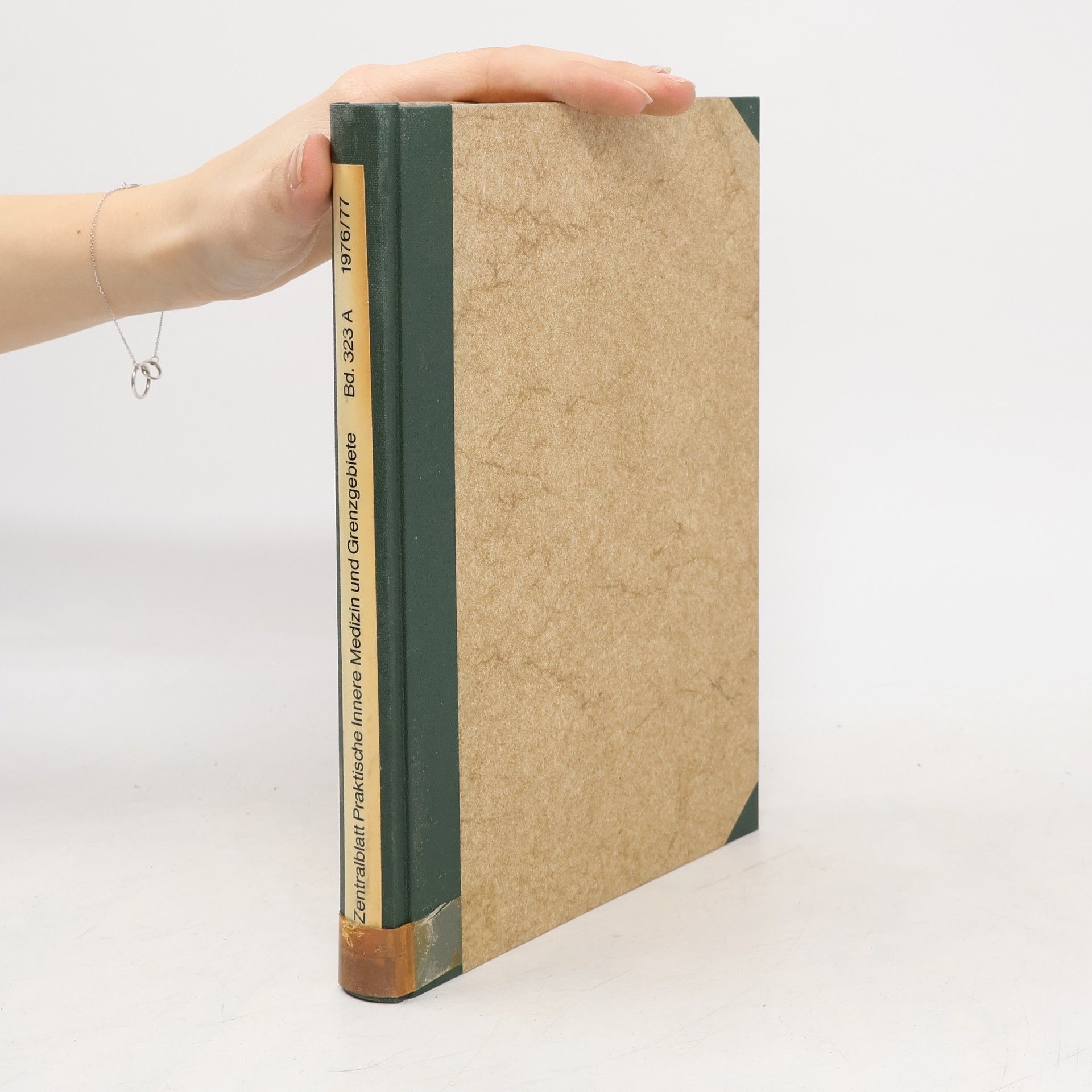 Autores varios Zentralblatt Praktische Innere Medizin und Grenzgebiete 323. Band A