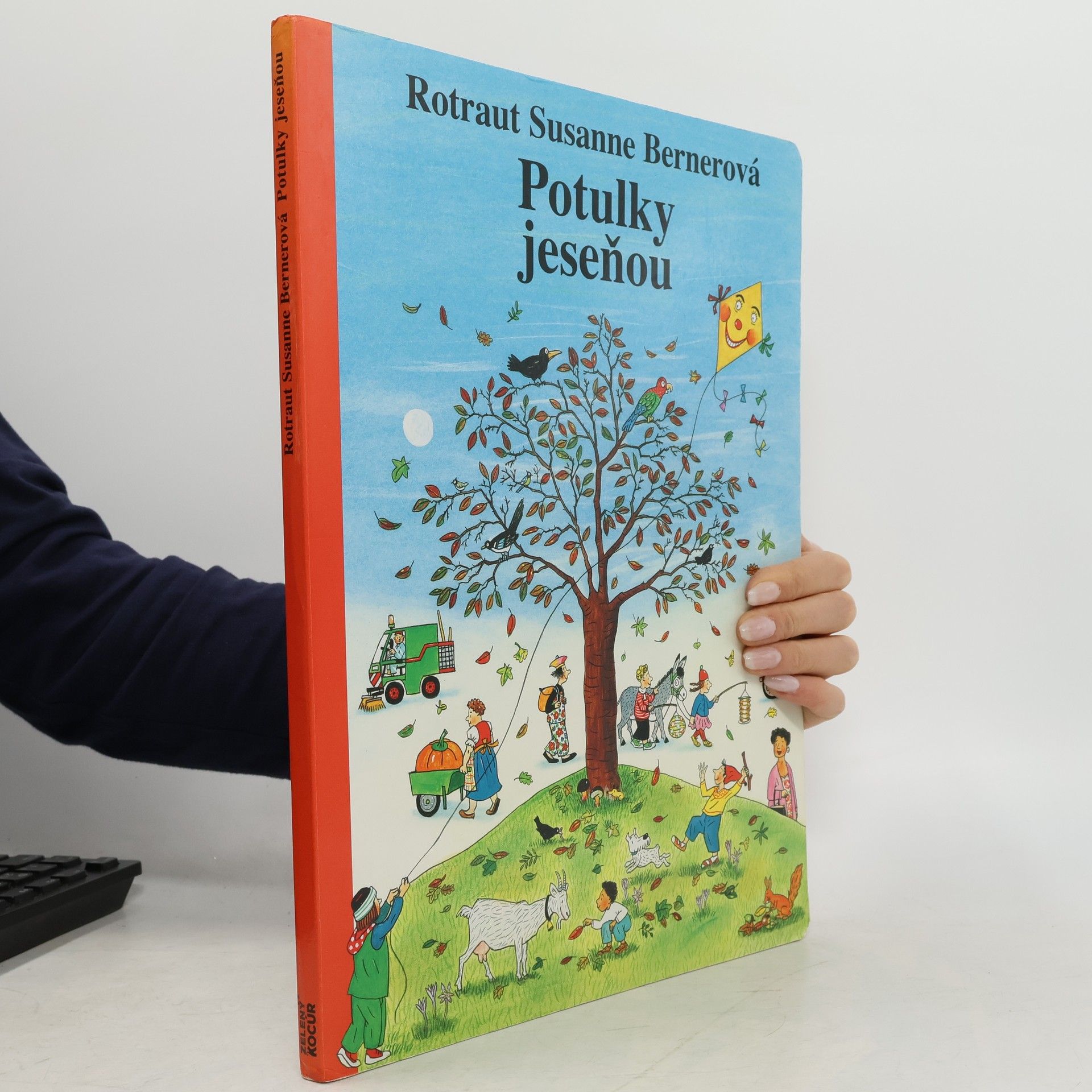 Rotraut Susanne Berner Potulky jeseňou