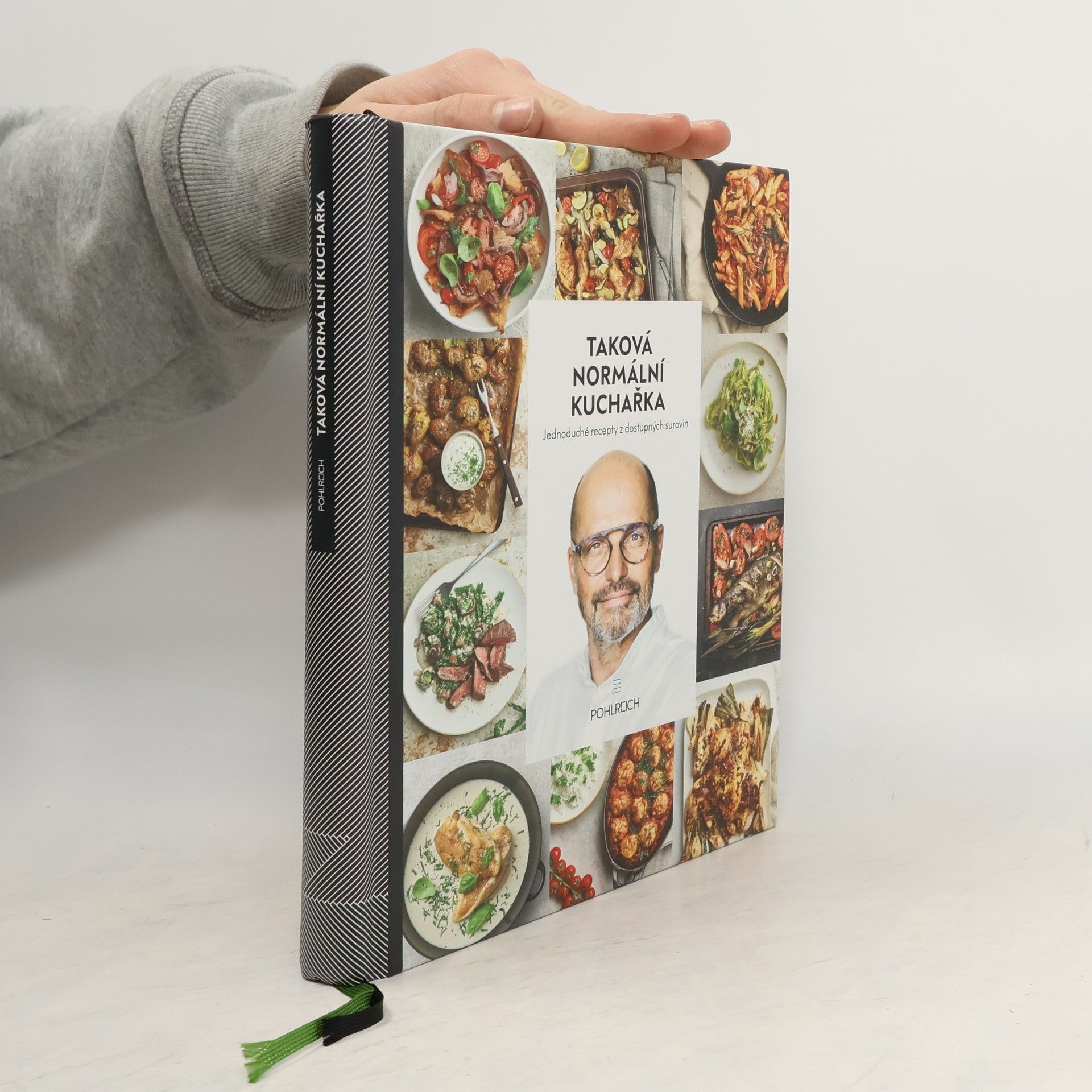 Taková normální kuchařka: Jednoduché recepty z dostupných surovin