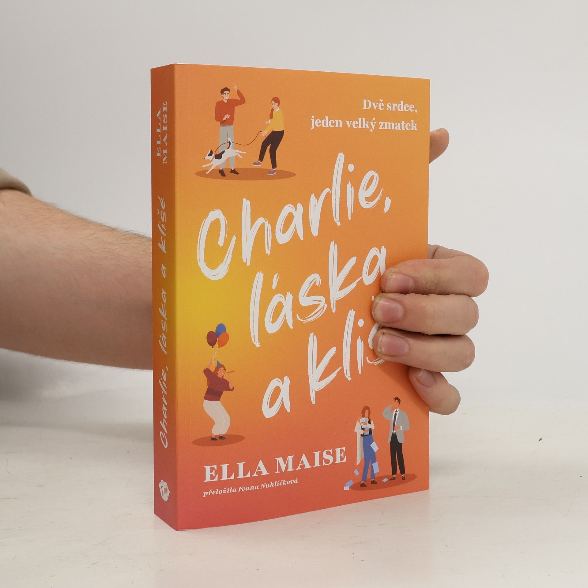 Ella Maise Charlie, láska a klišé